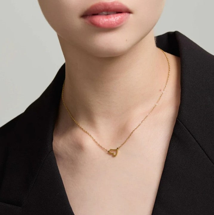 友達へのプレゼントにおすすめのアクセサリー10選|金属アレルギー対応も紹介