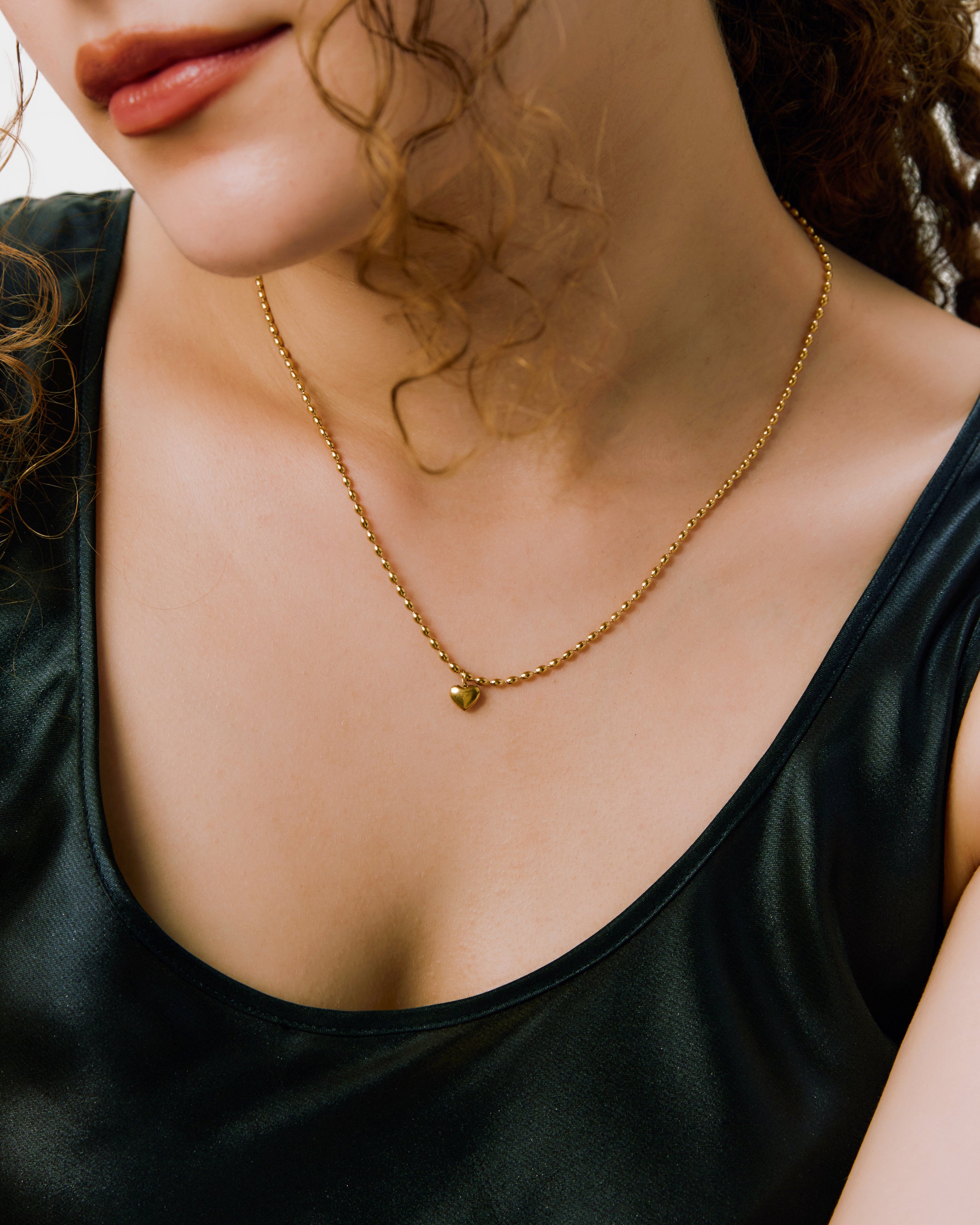 ball chain heart necklace