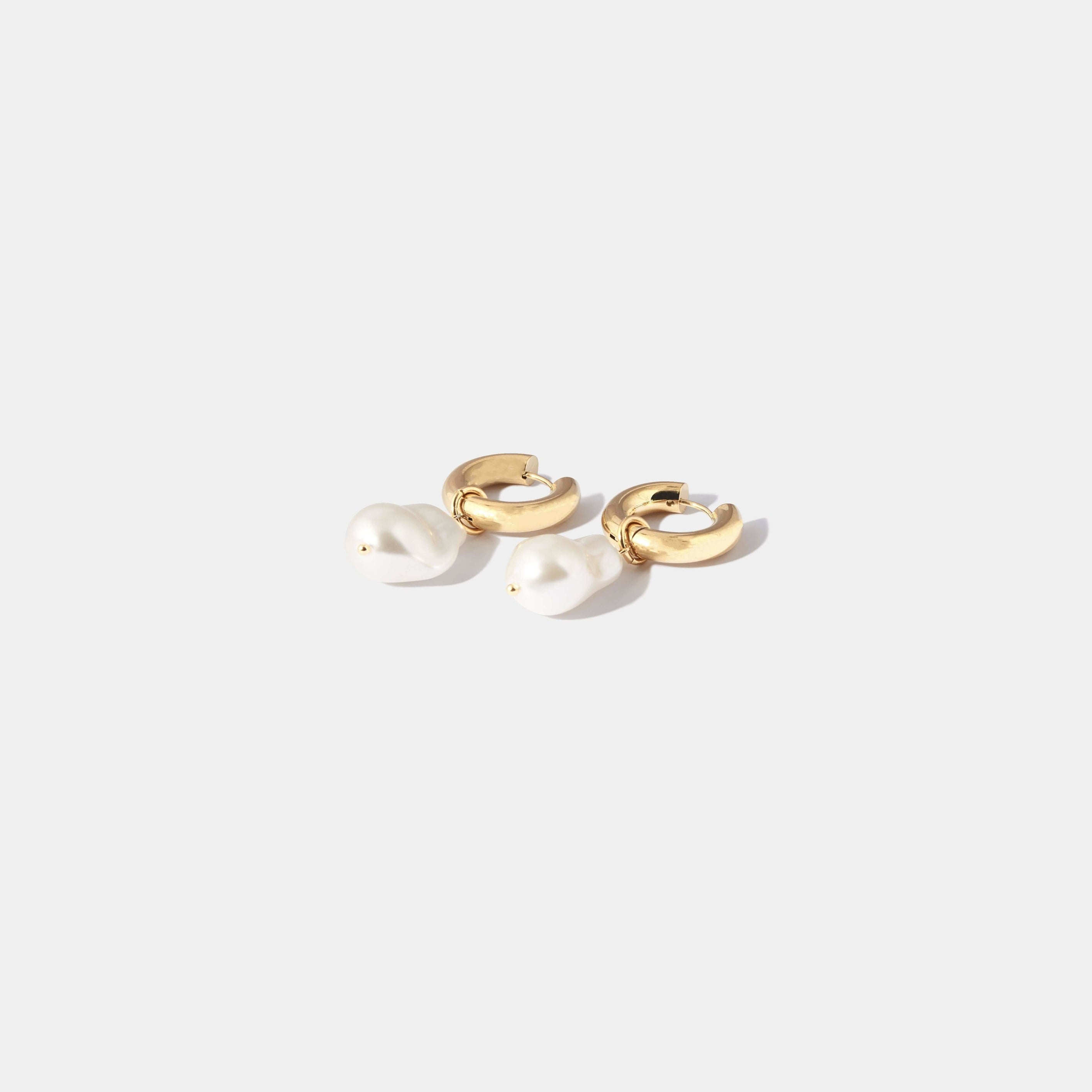 バロックピアス