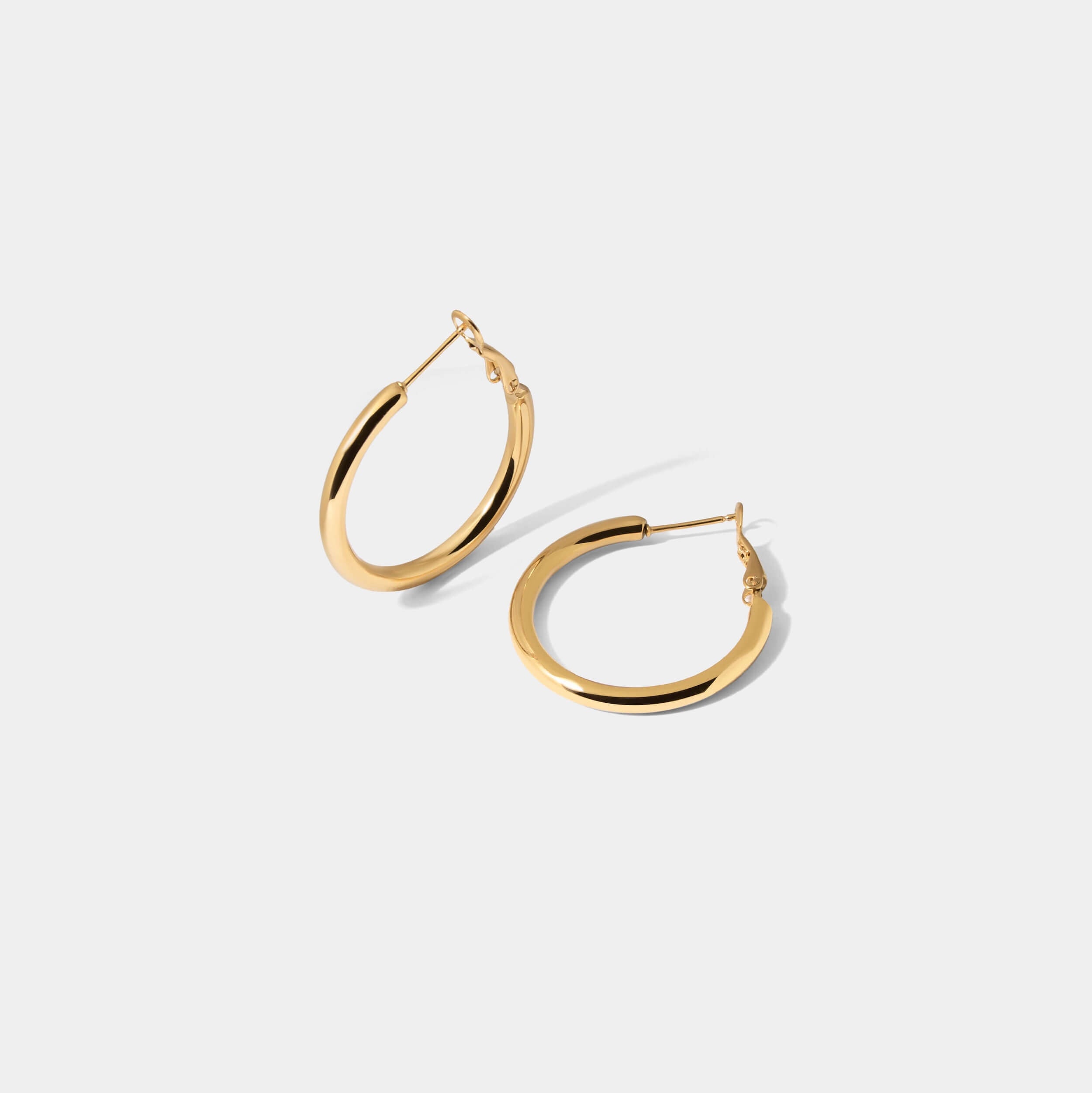 ベーシックフープピアス