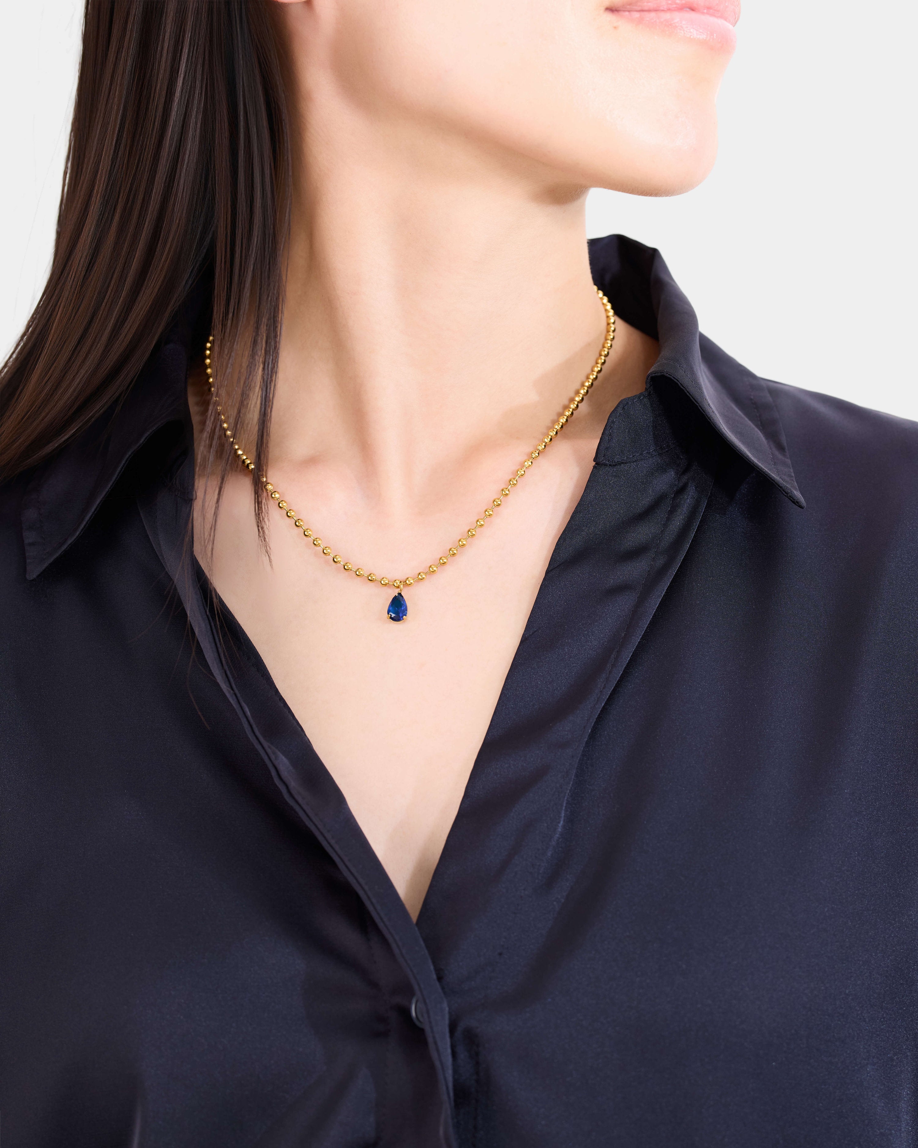 ブルービーズドロップネックレス