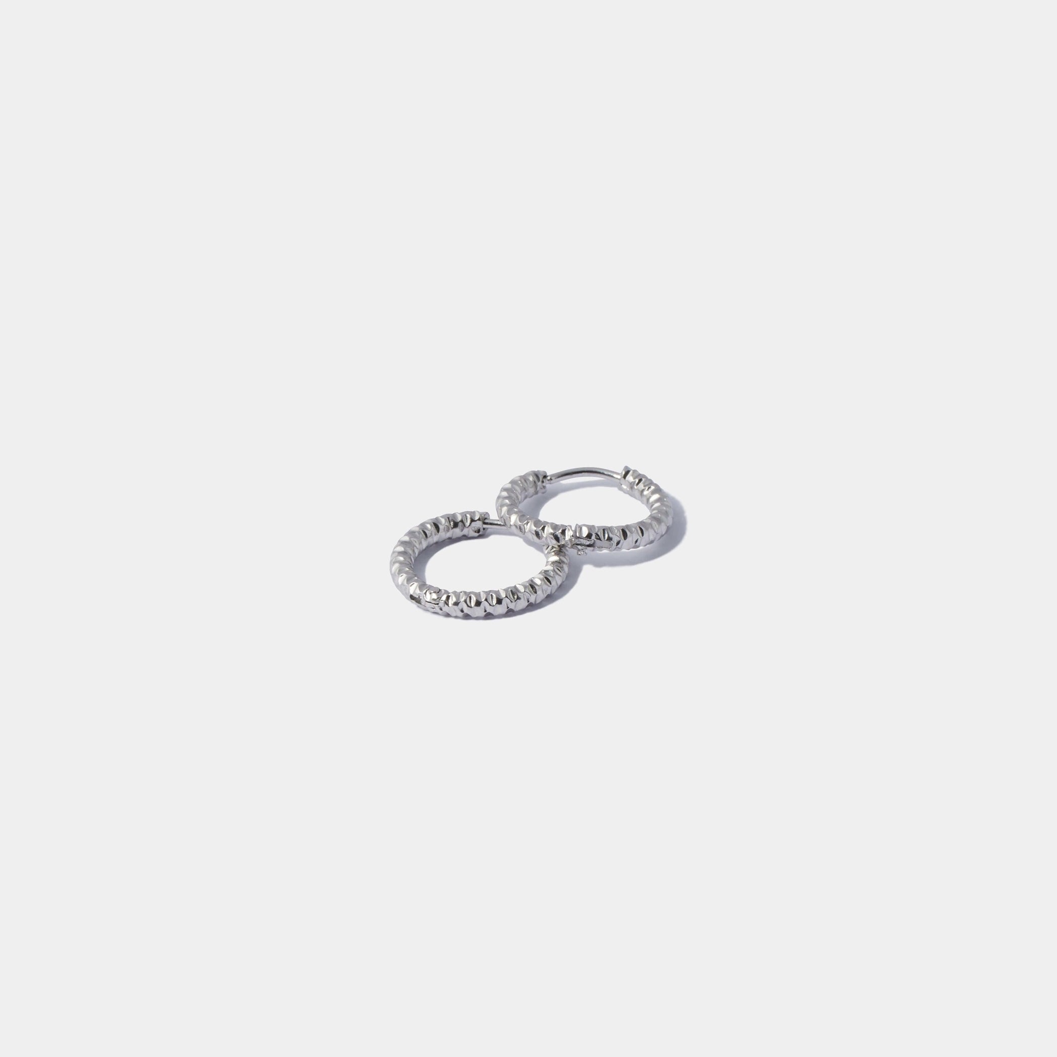 Crushed hoop earrings - Silver