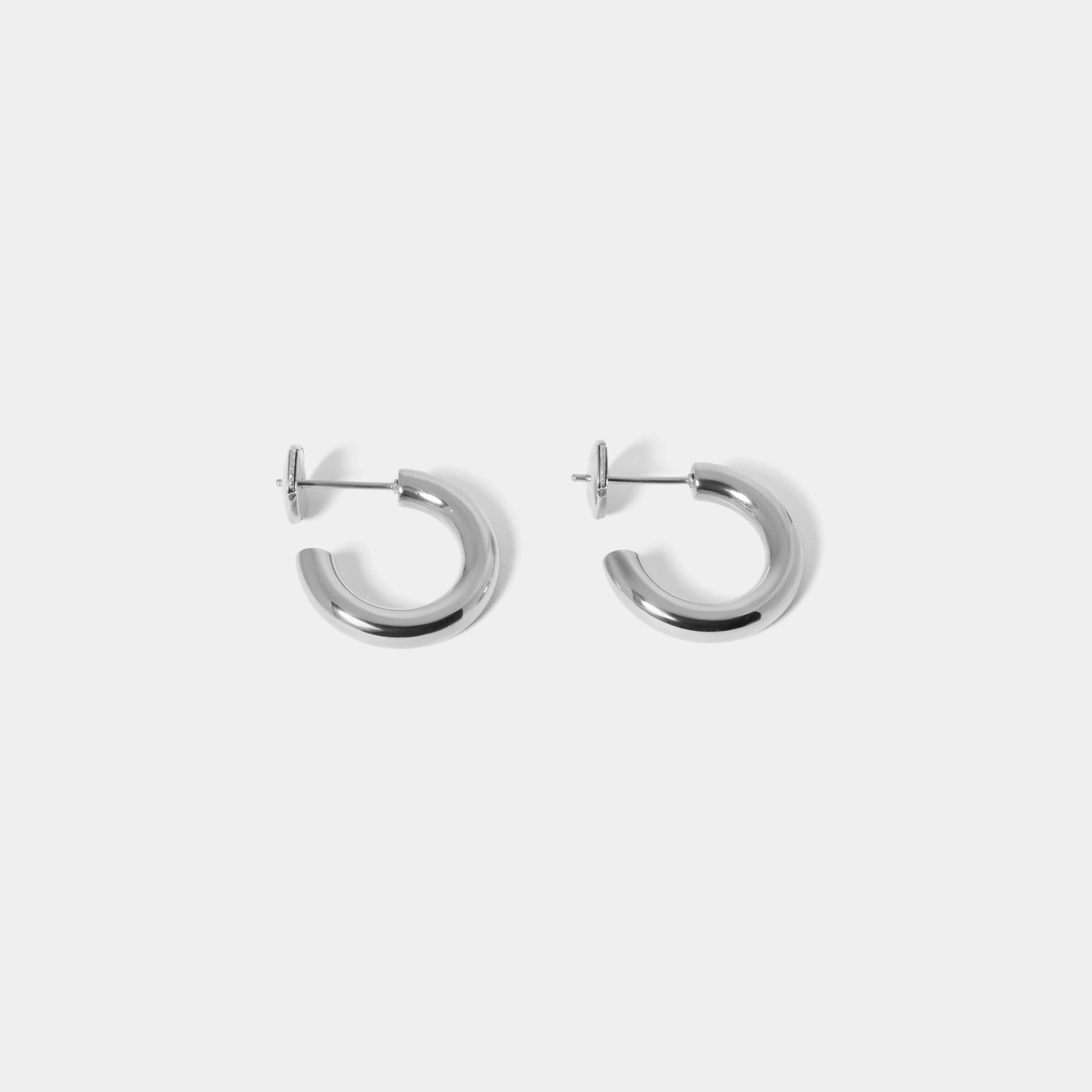 Classic Sea Studs - Silver