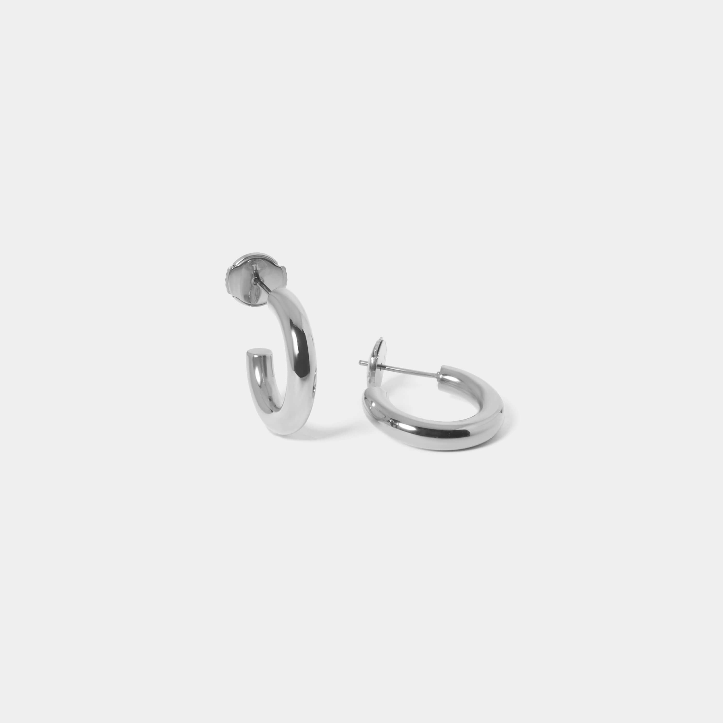 Classic Sea Studs - Silver