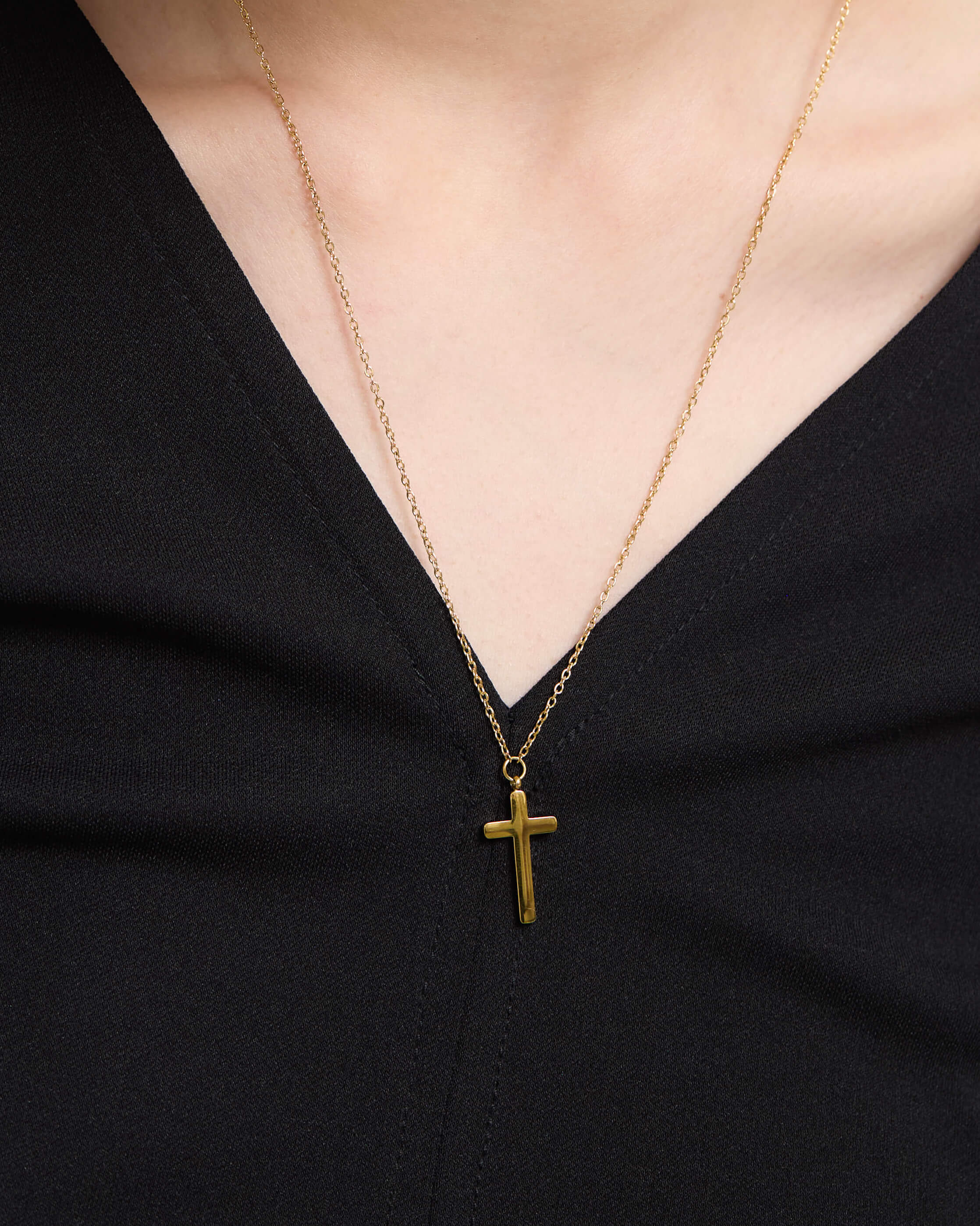 Crossed Bar Necklace
