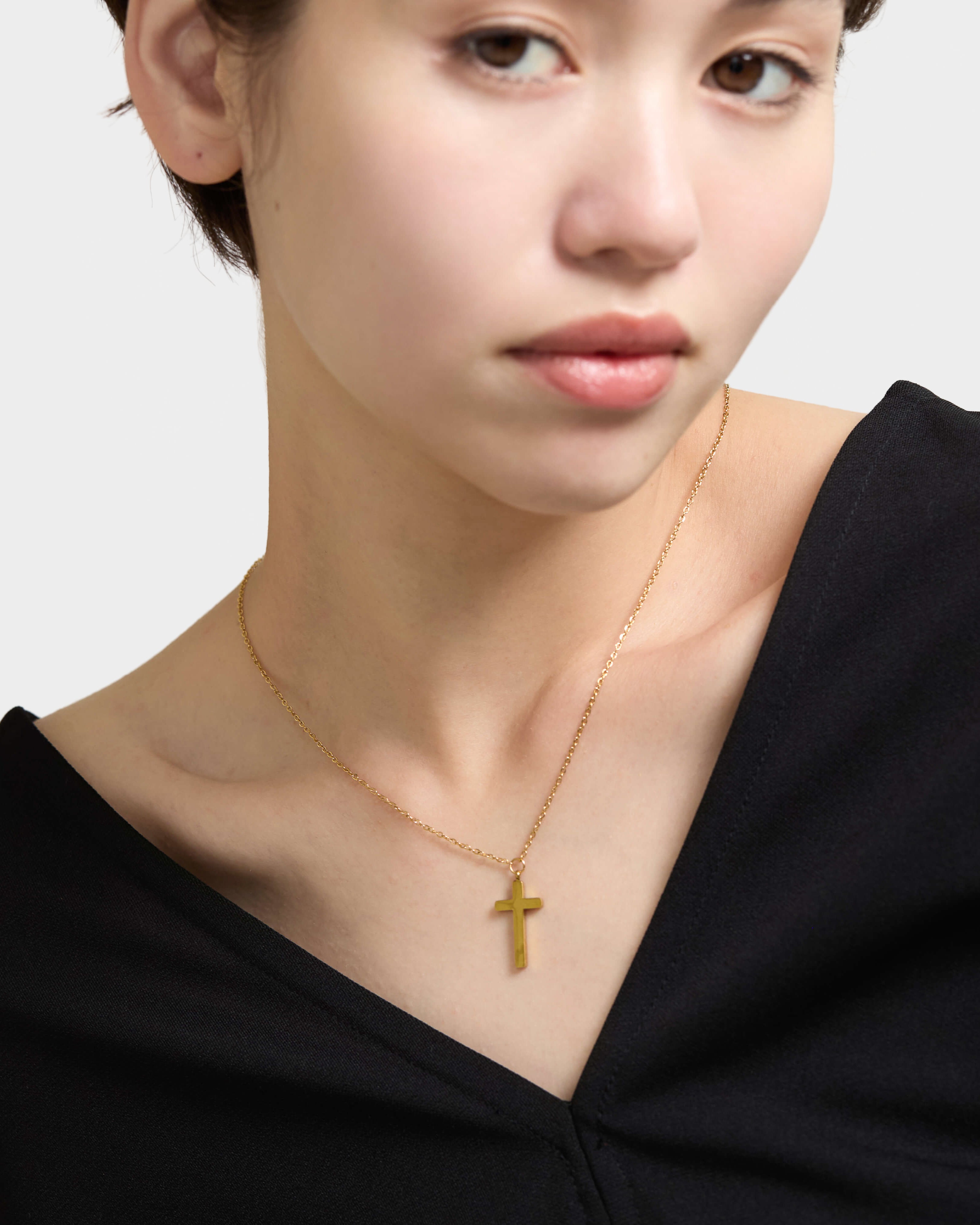 Crossed Bar Necklace