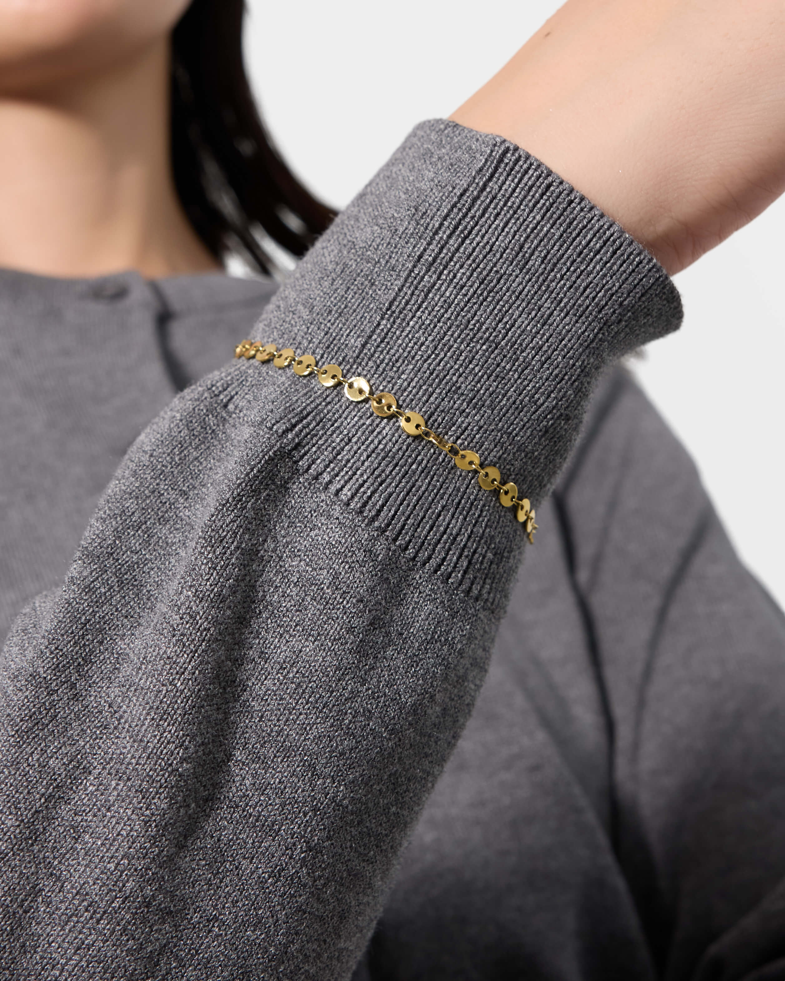 Dainty Disc Bracelet