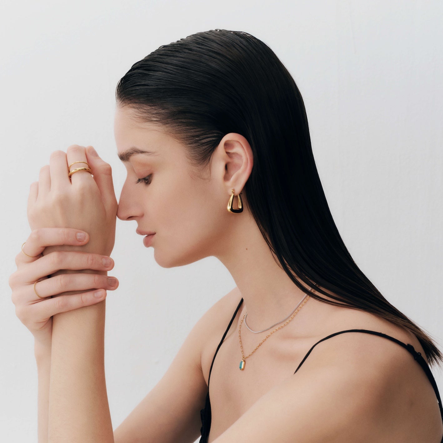 エメラルドストーンネックレス