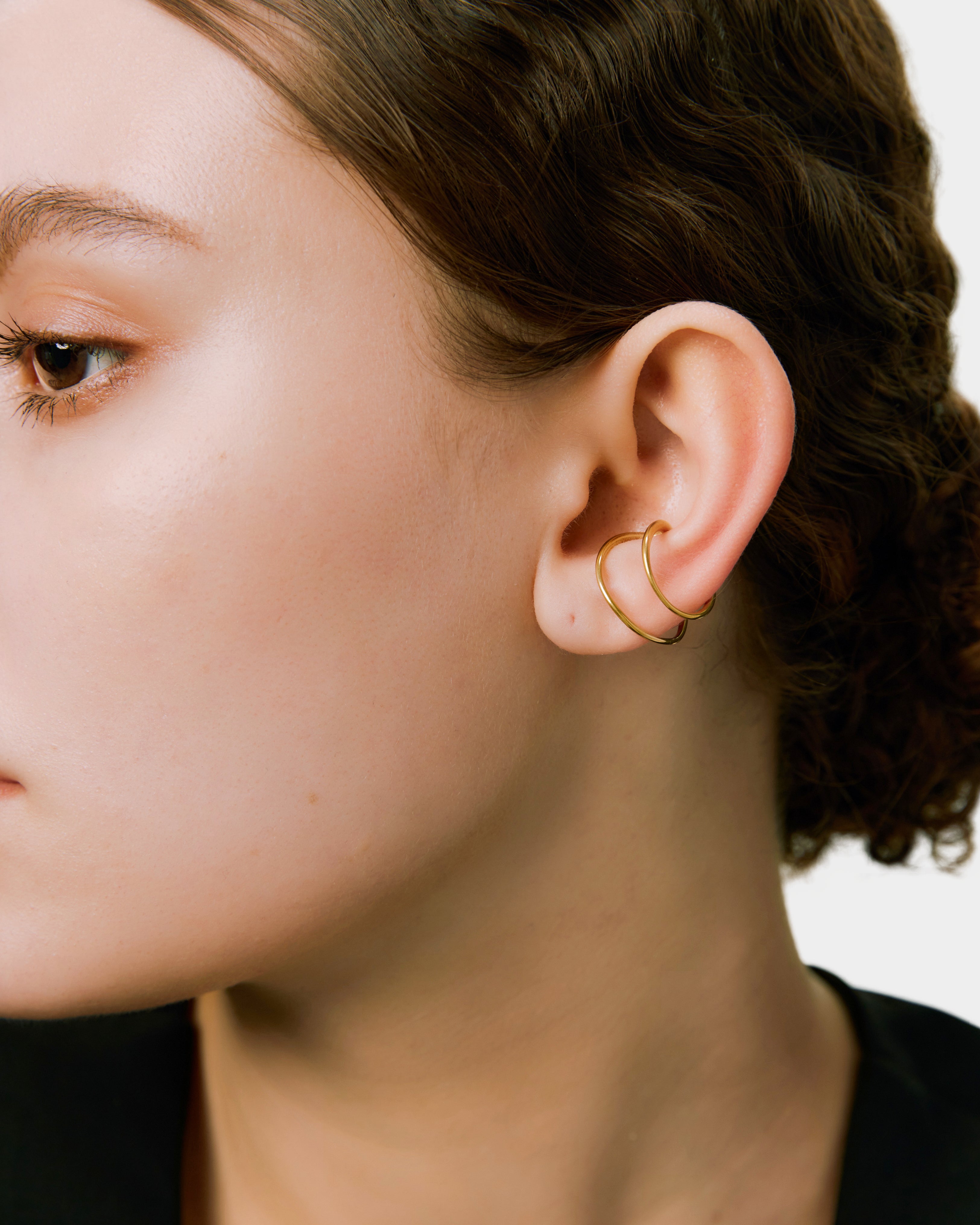 Faceted Hooked Ear Cuff