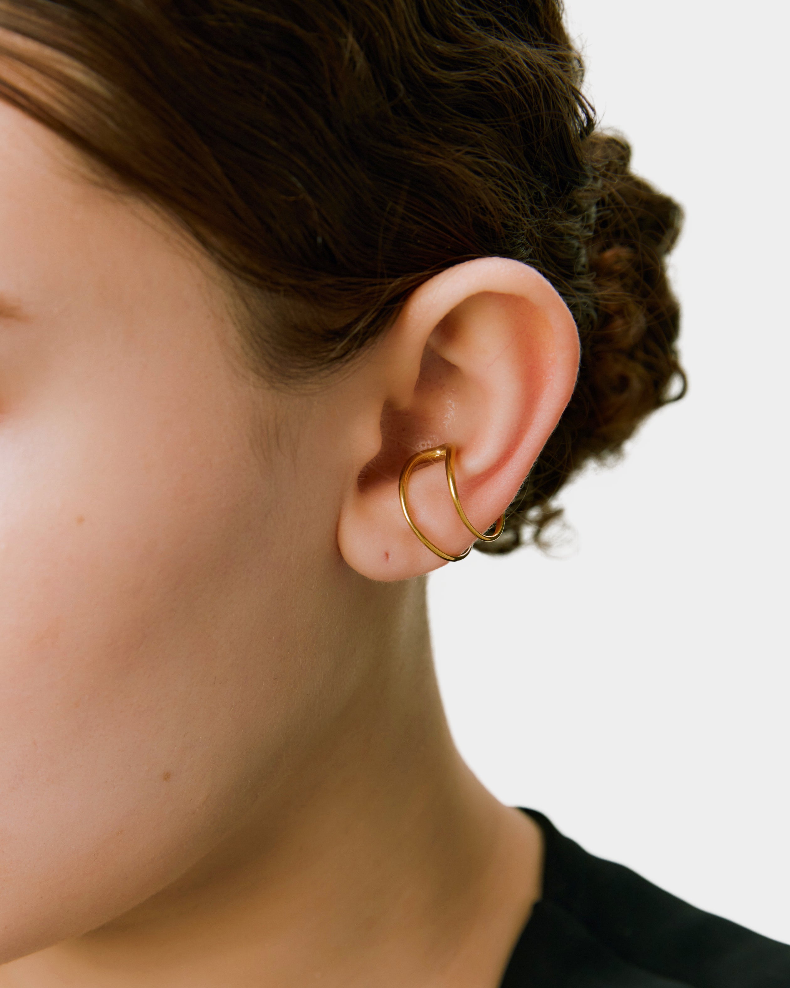 Faceted Hooked Ear Cuff