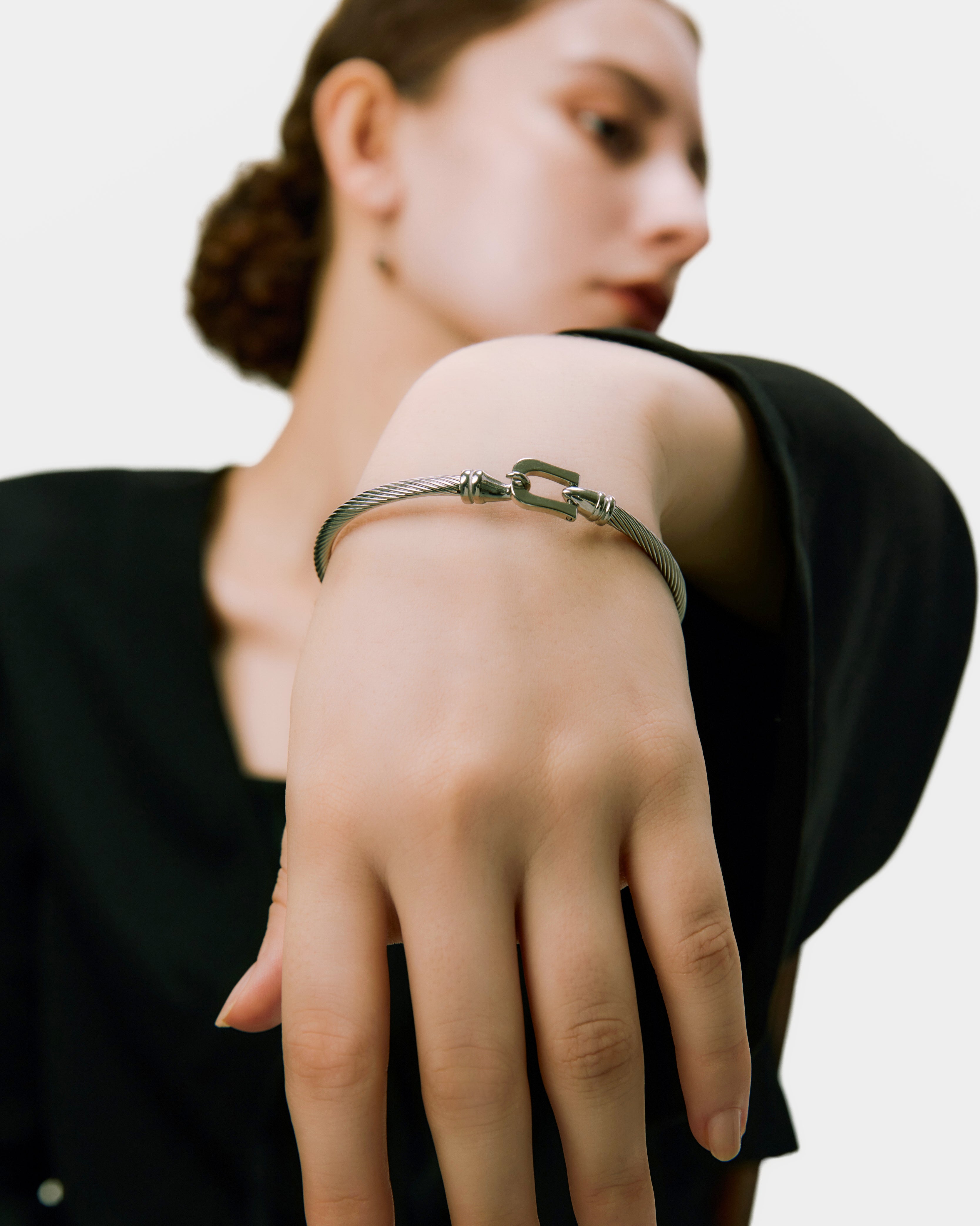 Horseshoe Bangle - Silver