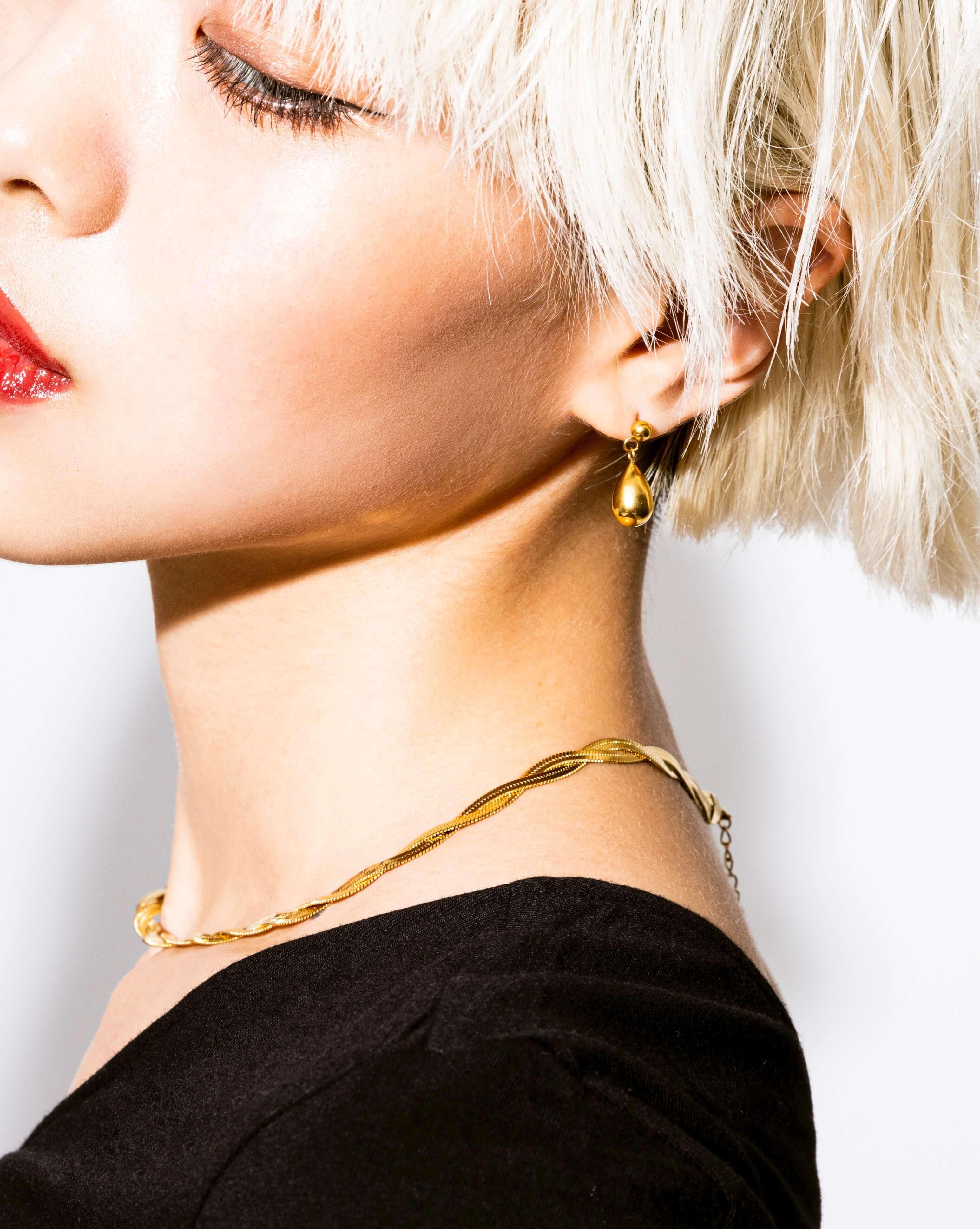 Intertwined Necklace
