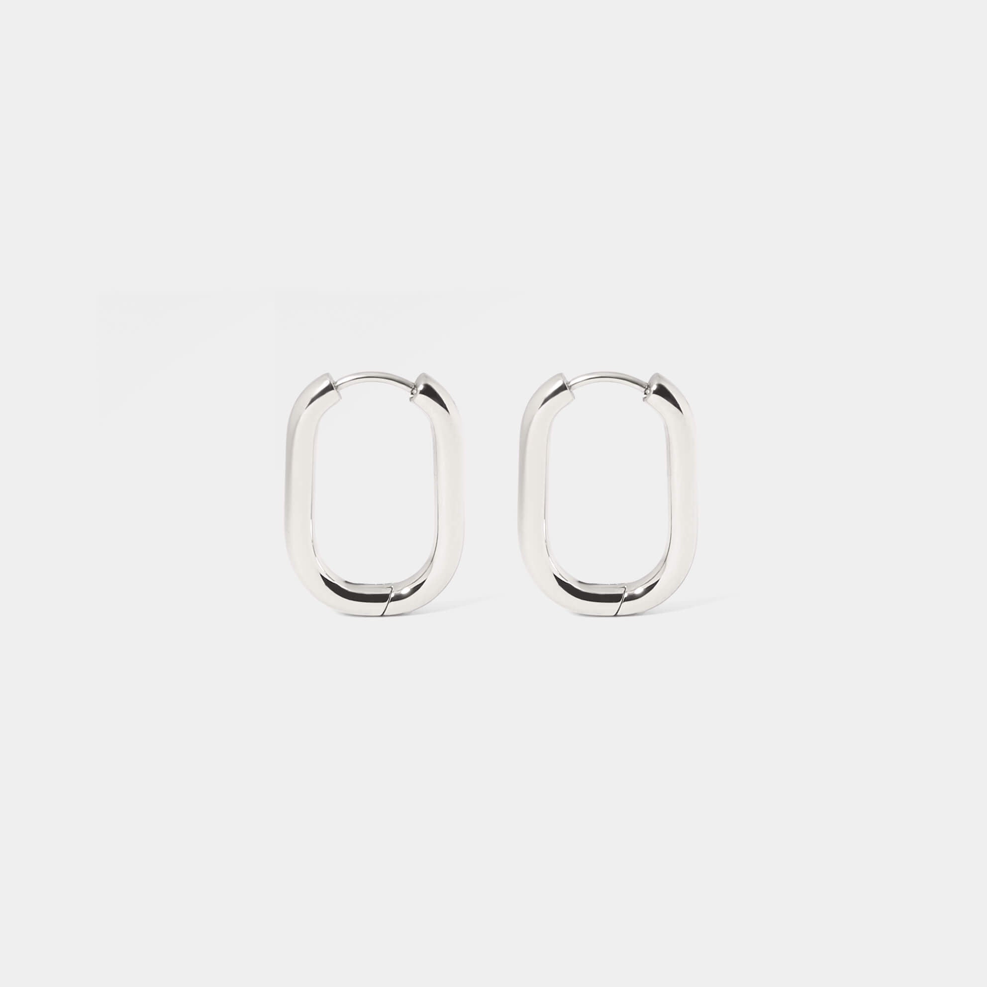 ロックピアス
