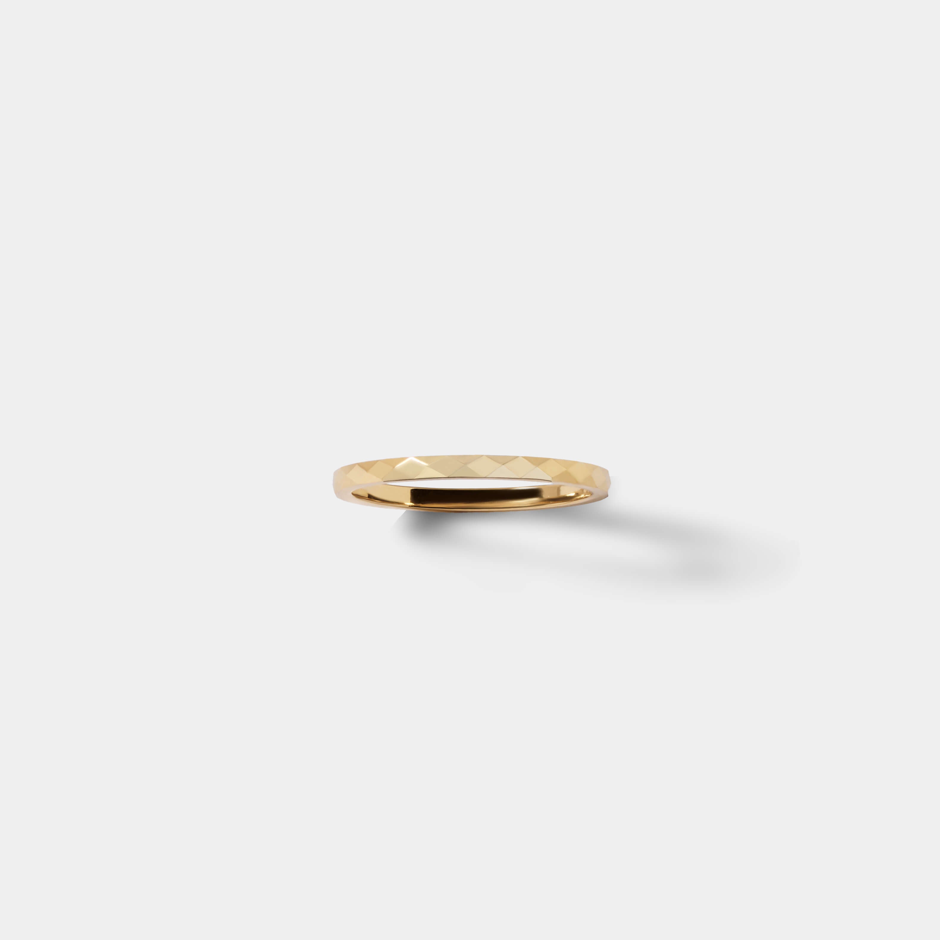Mild Stud Ring