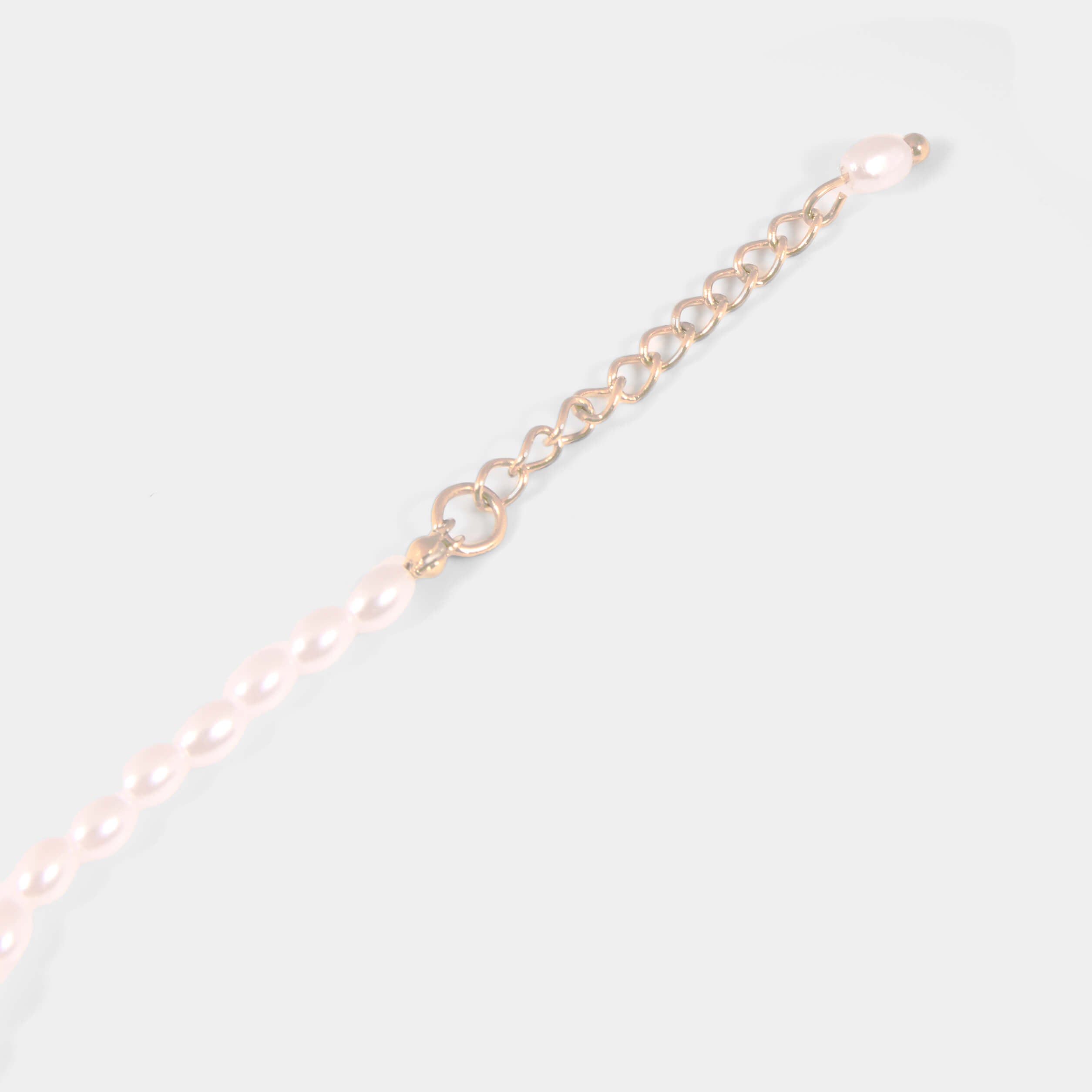 pearlescent chain bracelet