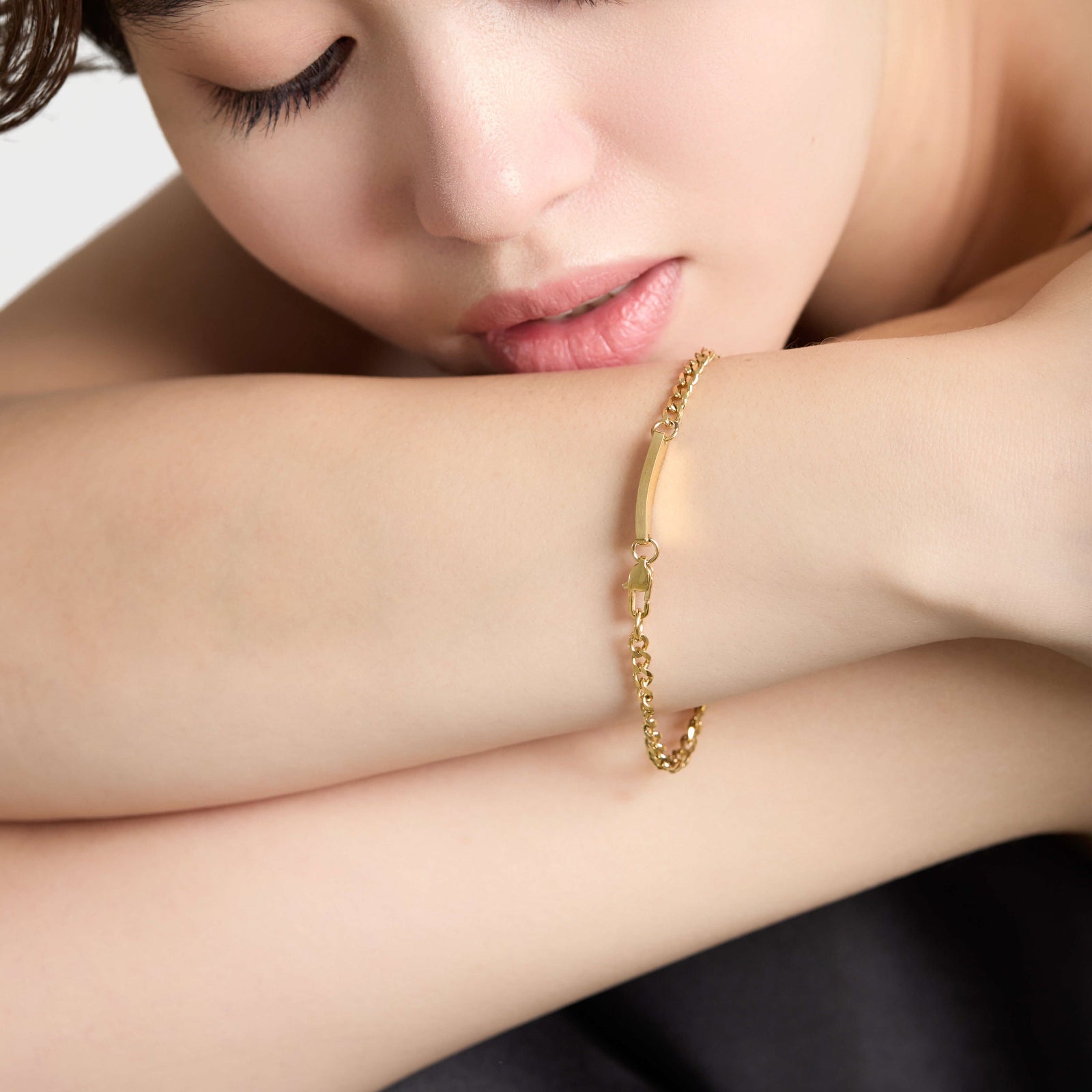 Plate Bracelet