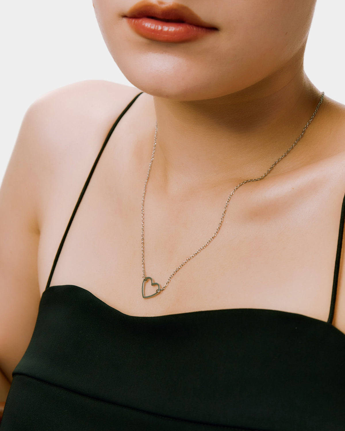 Simple Heart Necklace - Silver