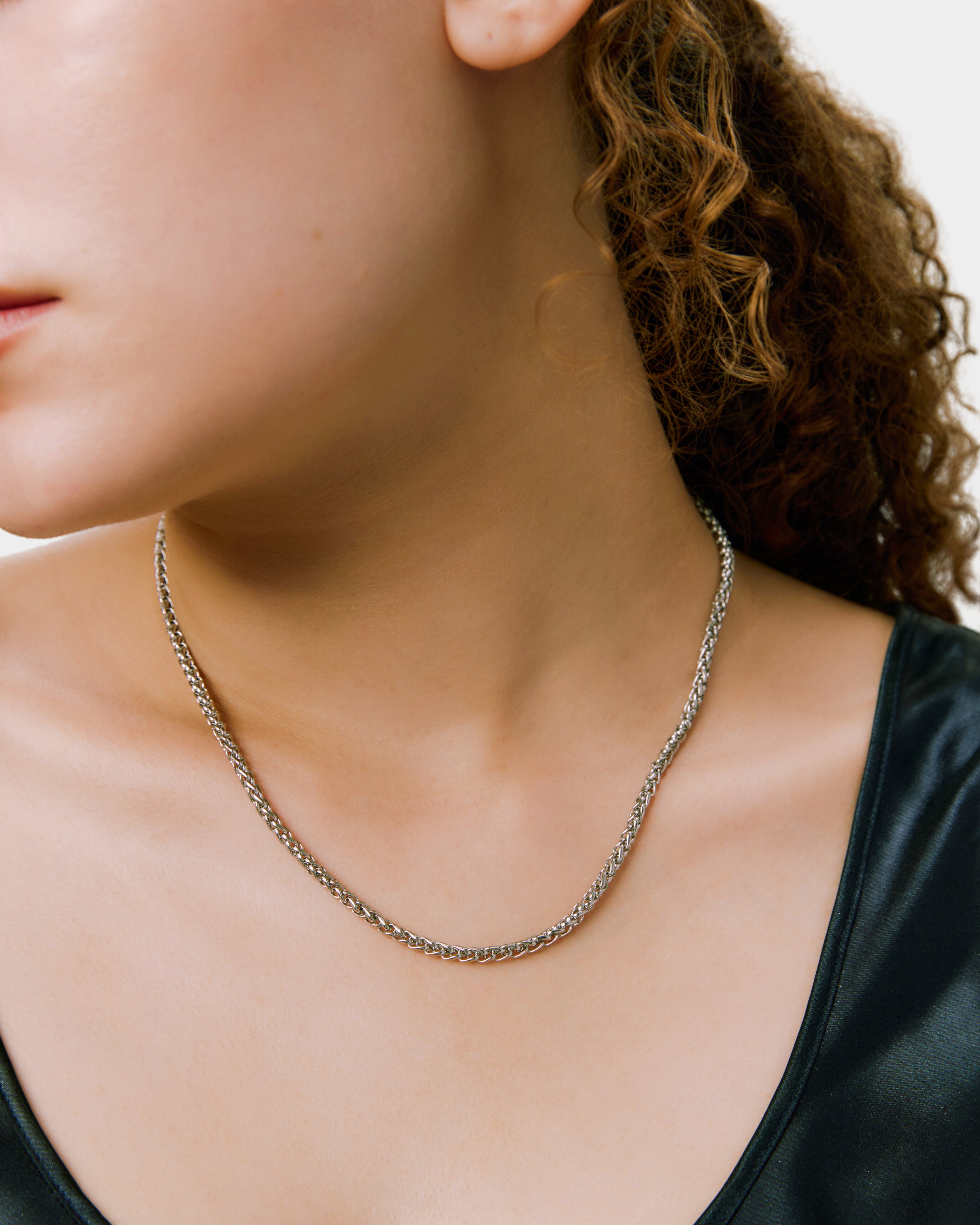 spike chain necklace