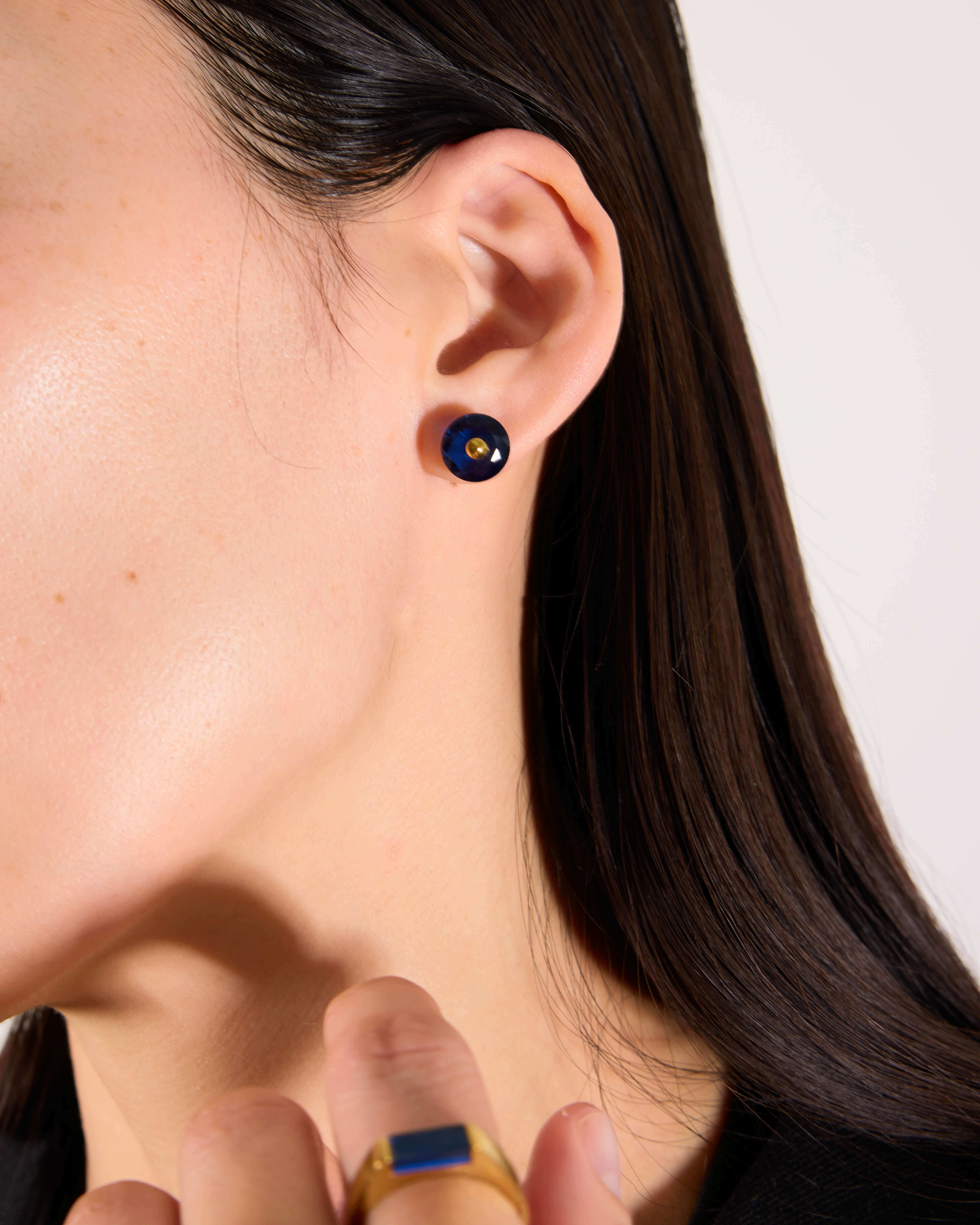 ストーンスタッドピアス