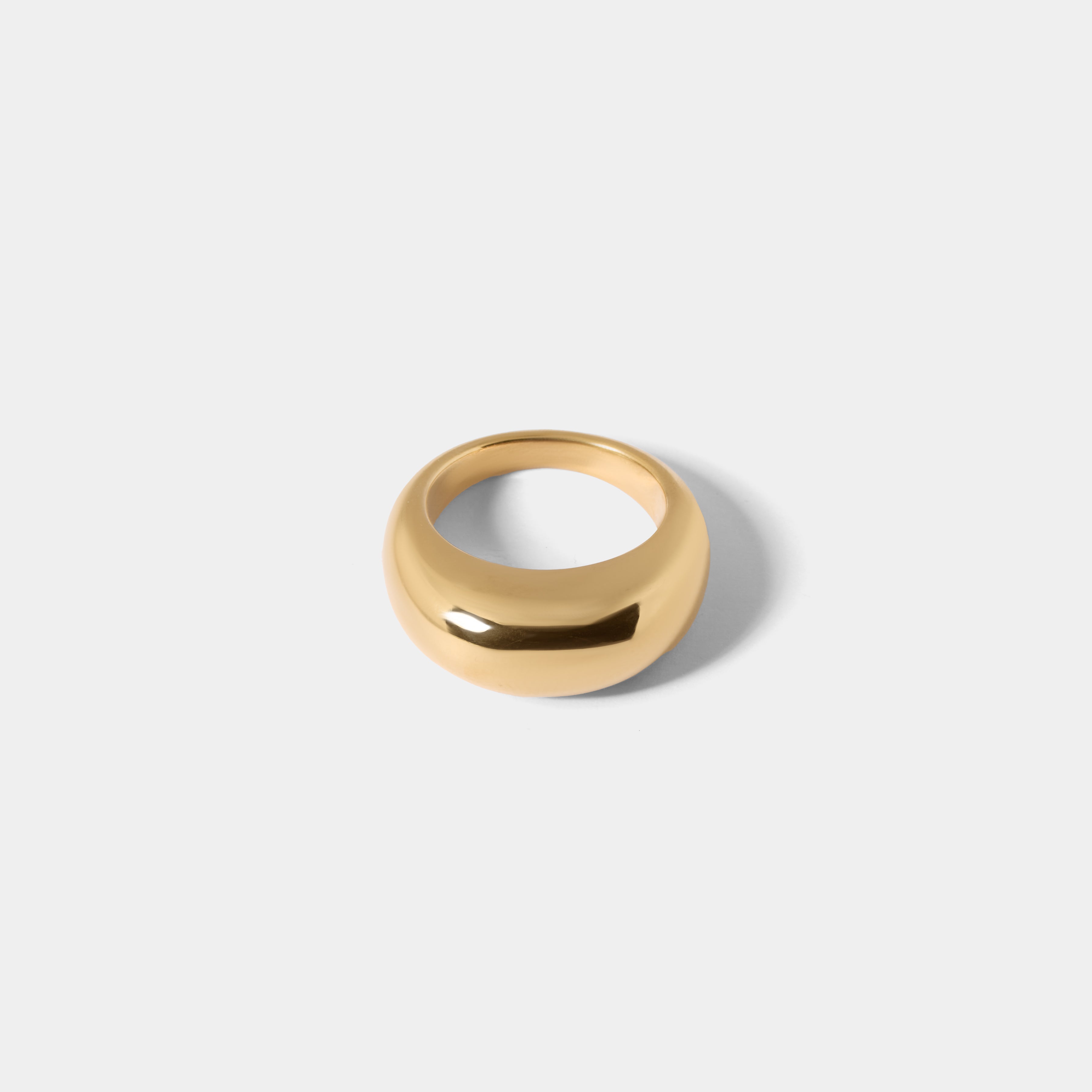 Stout Round Ring
