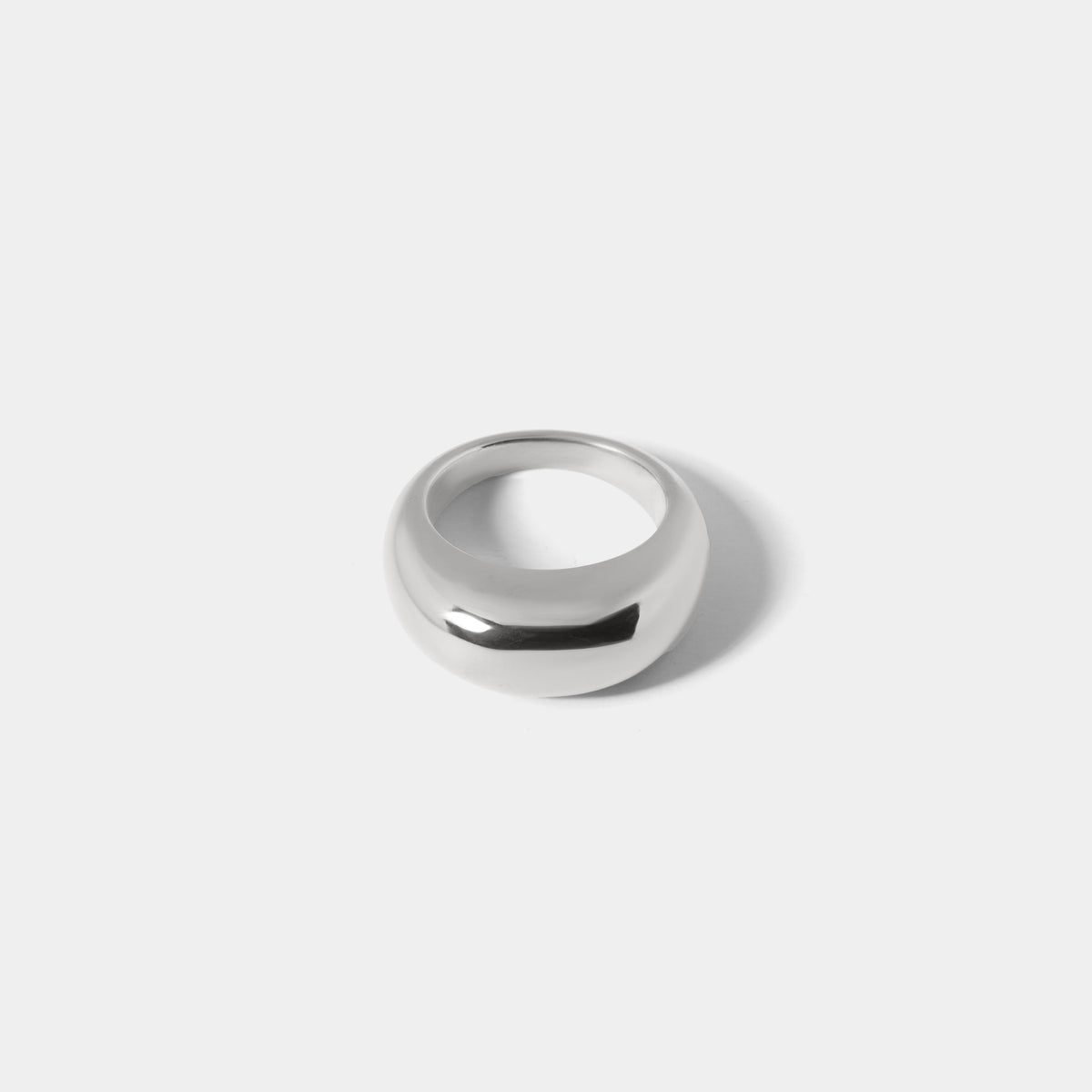 Stout Round Ring - Silver