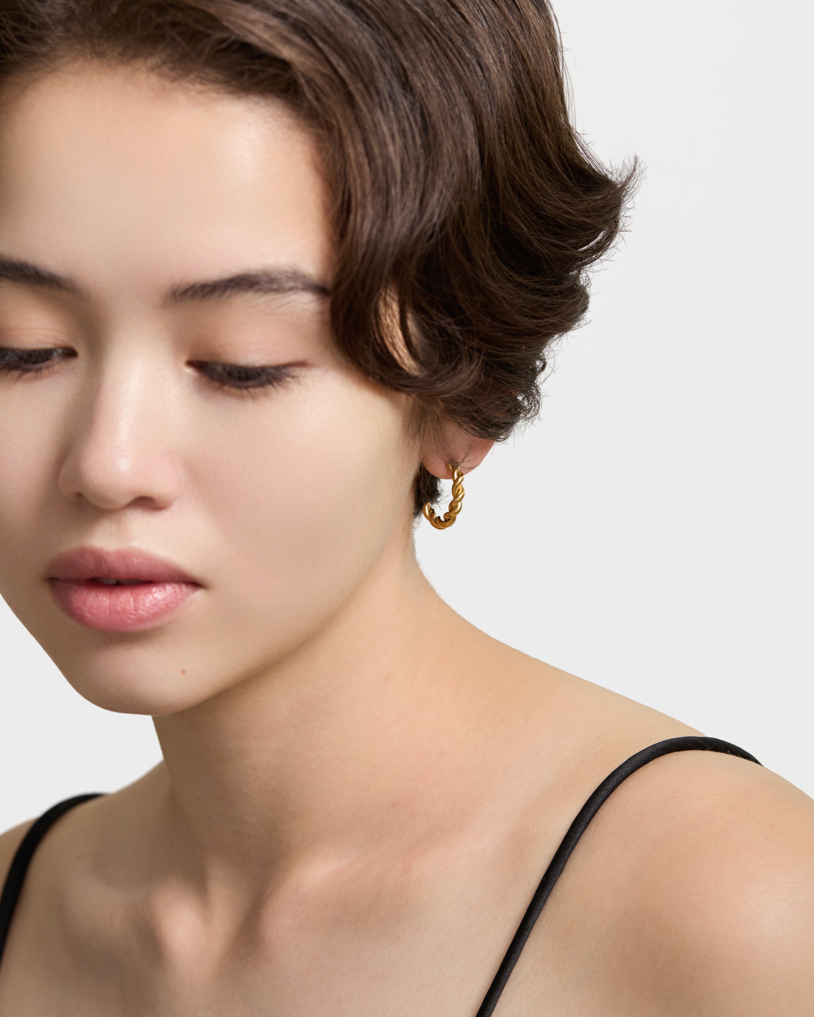 Twisted Curve Earrings