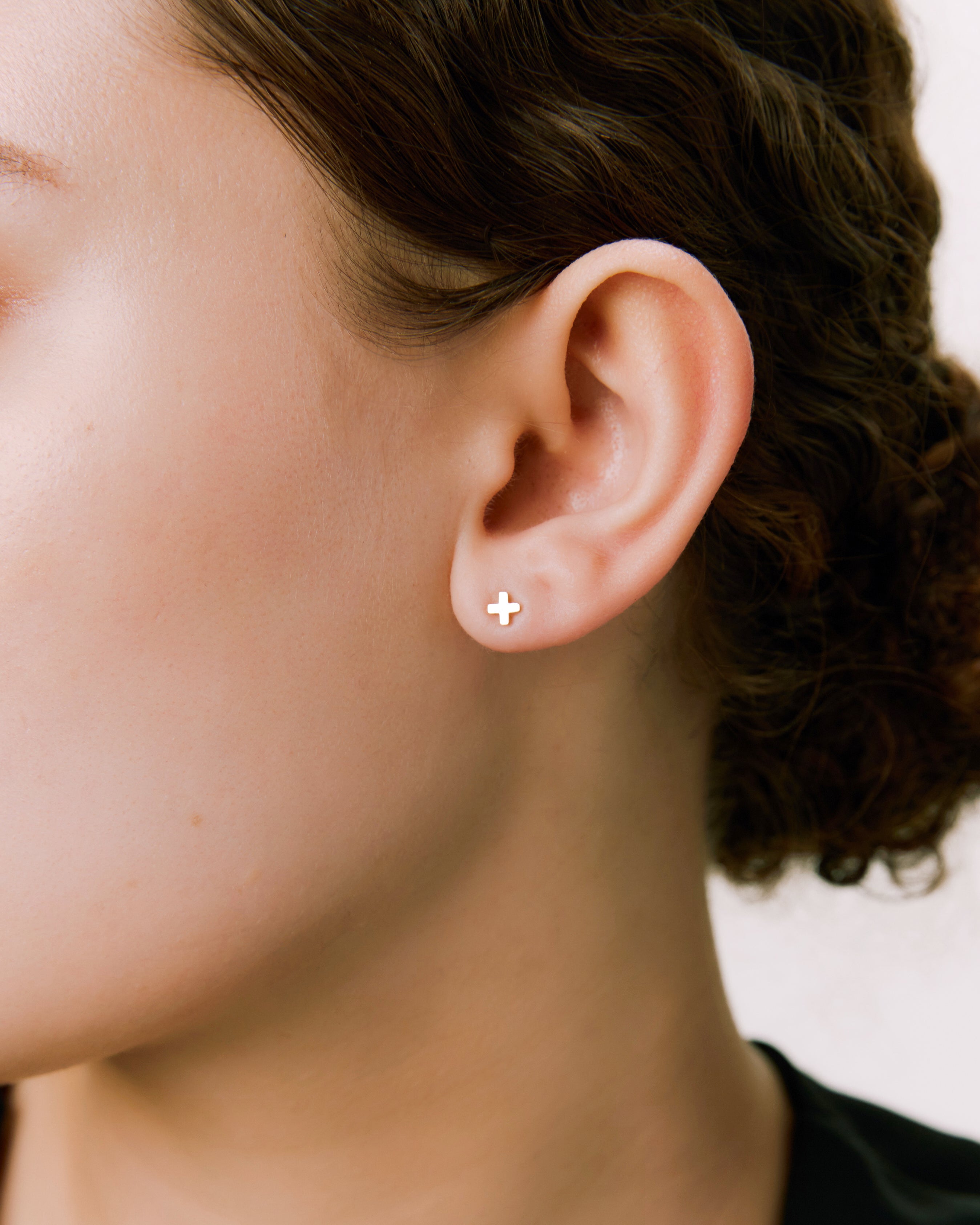 X Plus Piercing