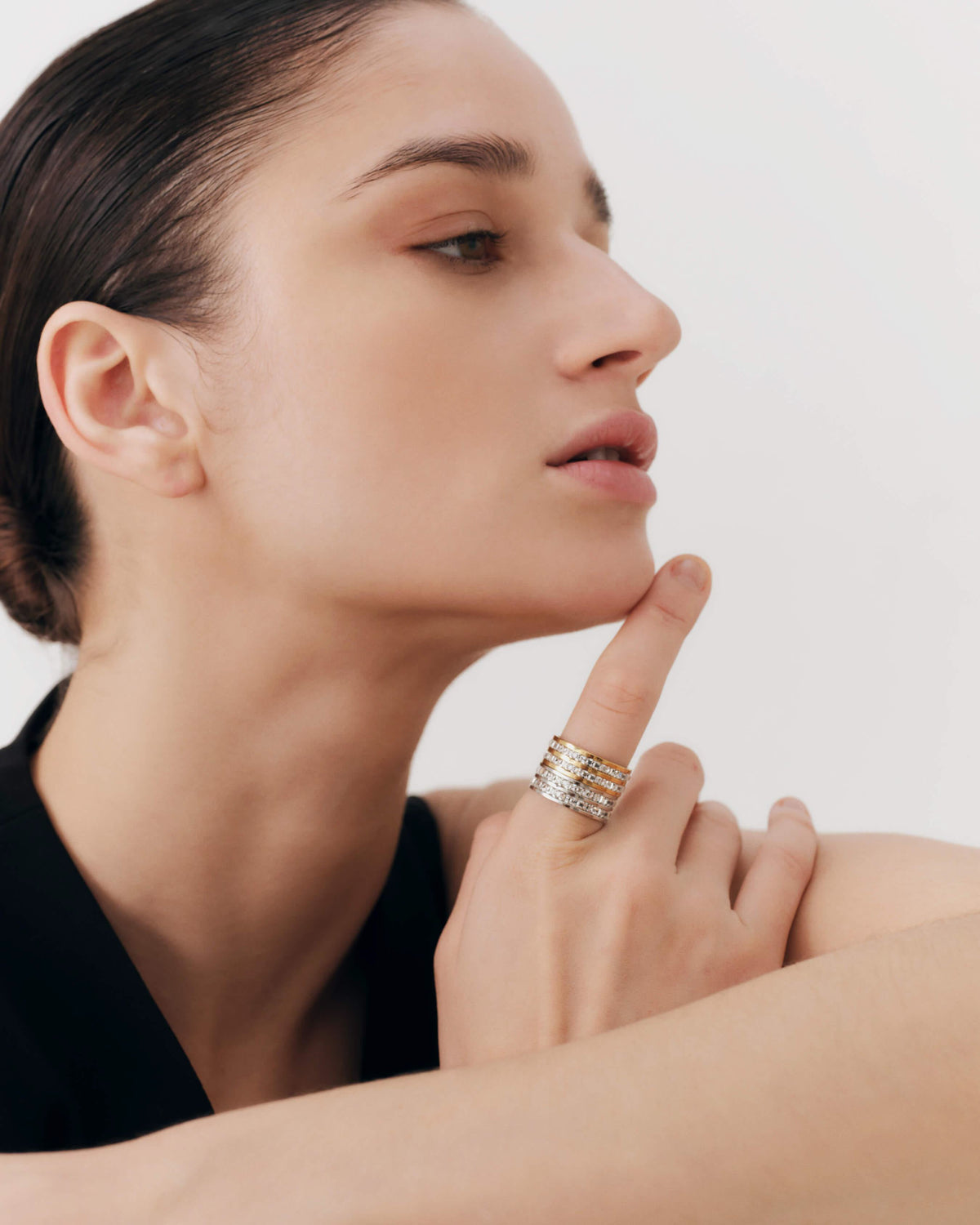 Zirconia Band Ring - Silver