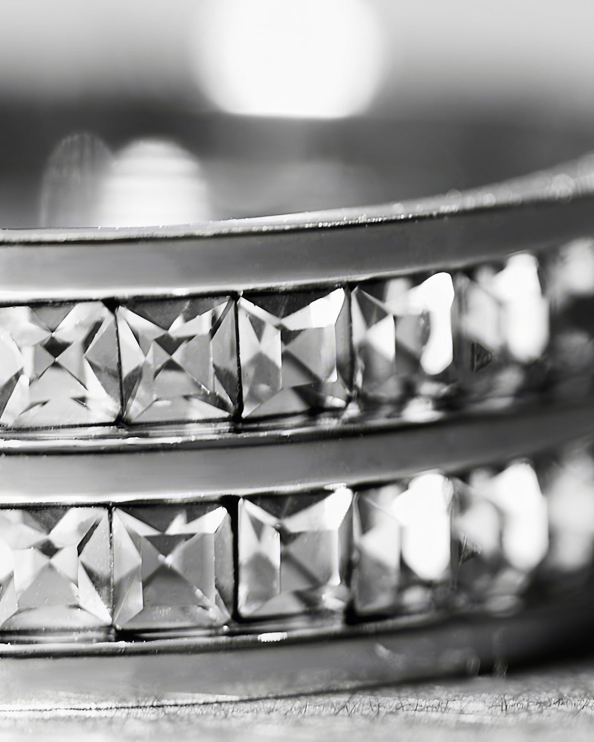 Zirconia Band Ring - Silver