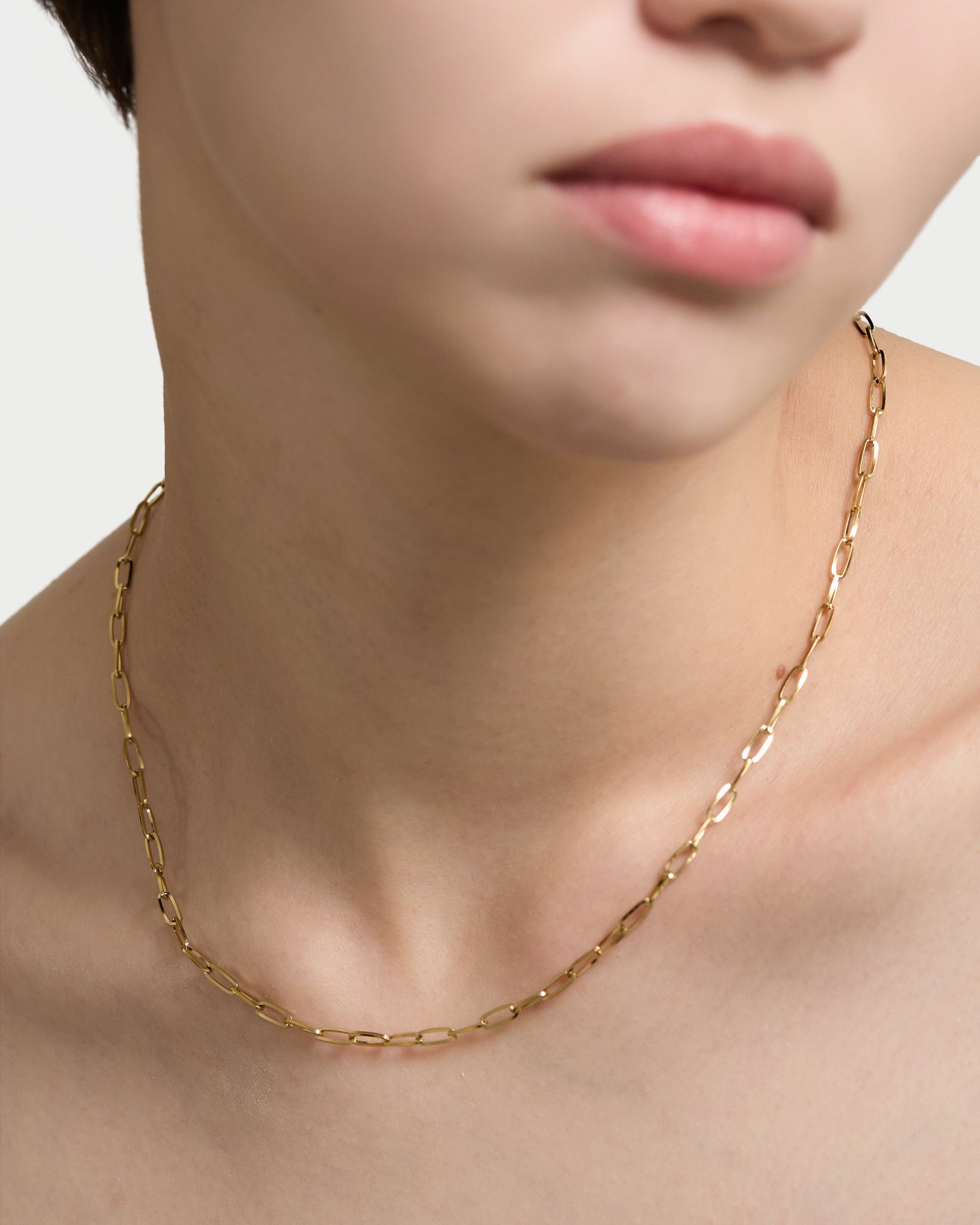THE LIMELY Narrow Box Chain Necklaceの着用写真