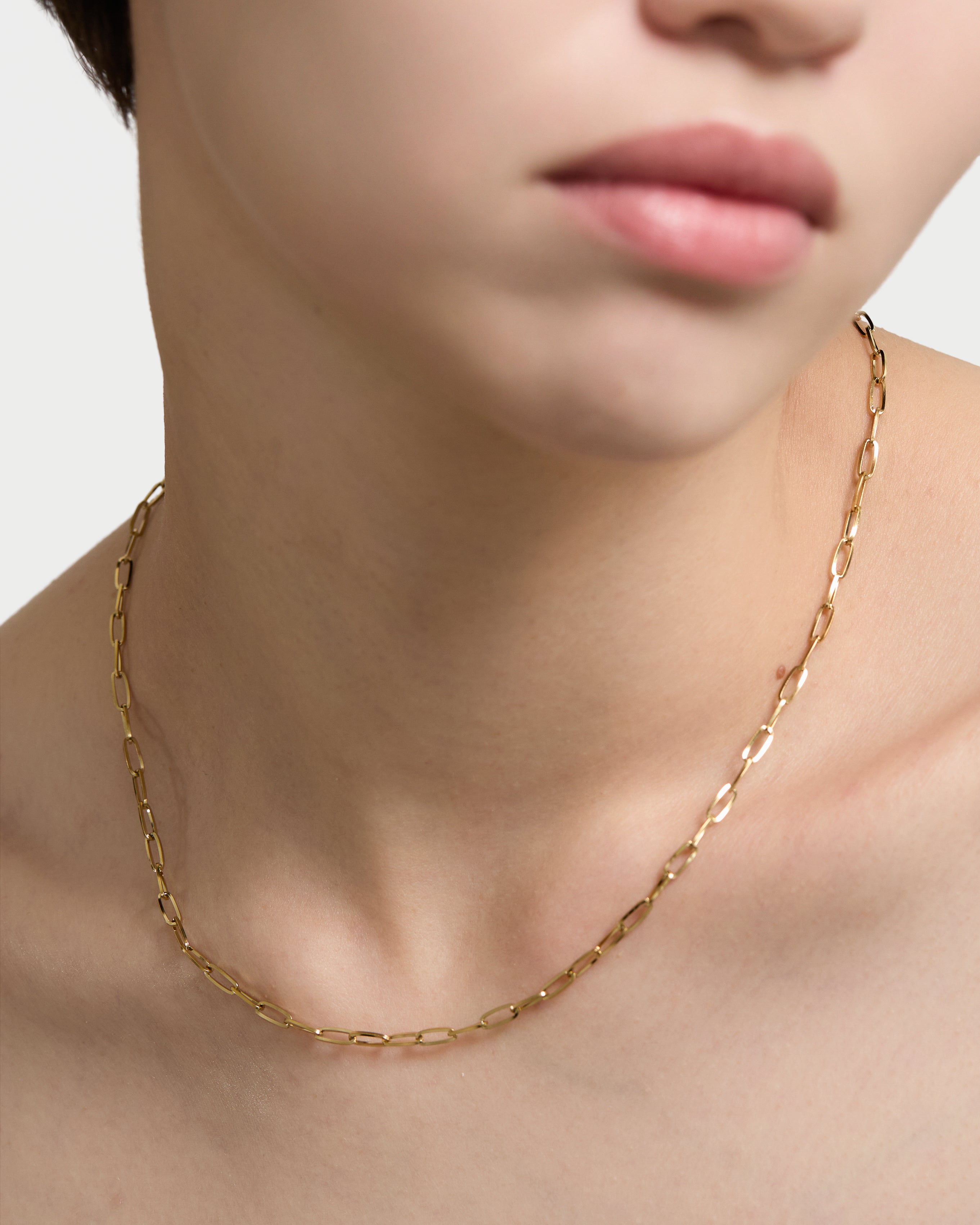 THE LIMELY Narrow Box Chain Necklaceの着用写真