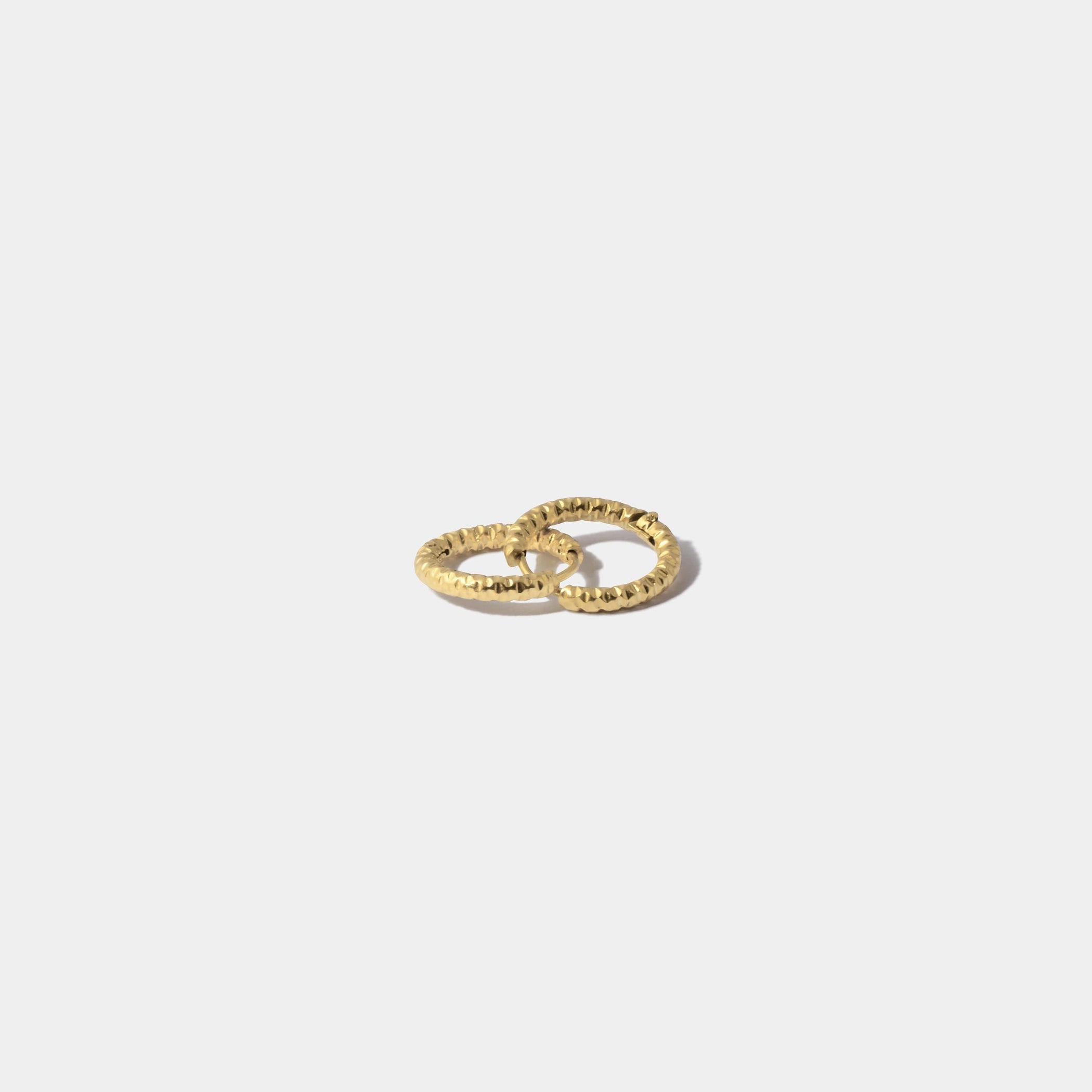 Crushed hoop earrings - Silver