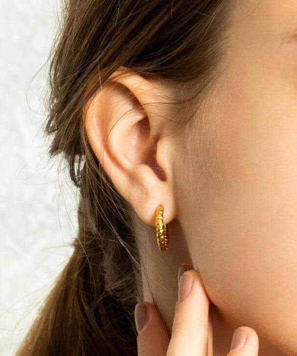 Crushed hoop earrings - Silver