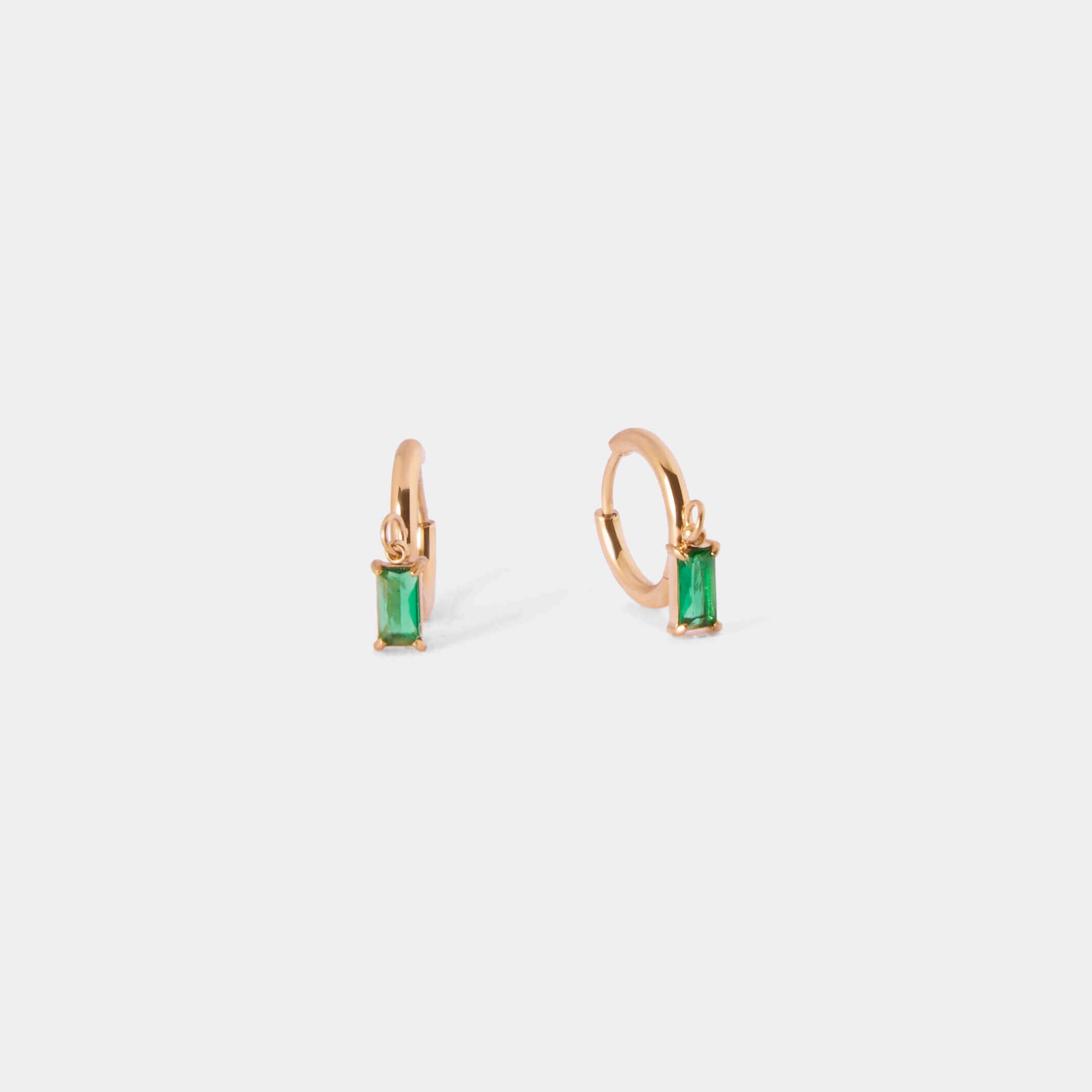 [ゴールド] キュービックジルコニアピアス