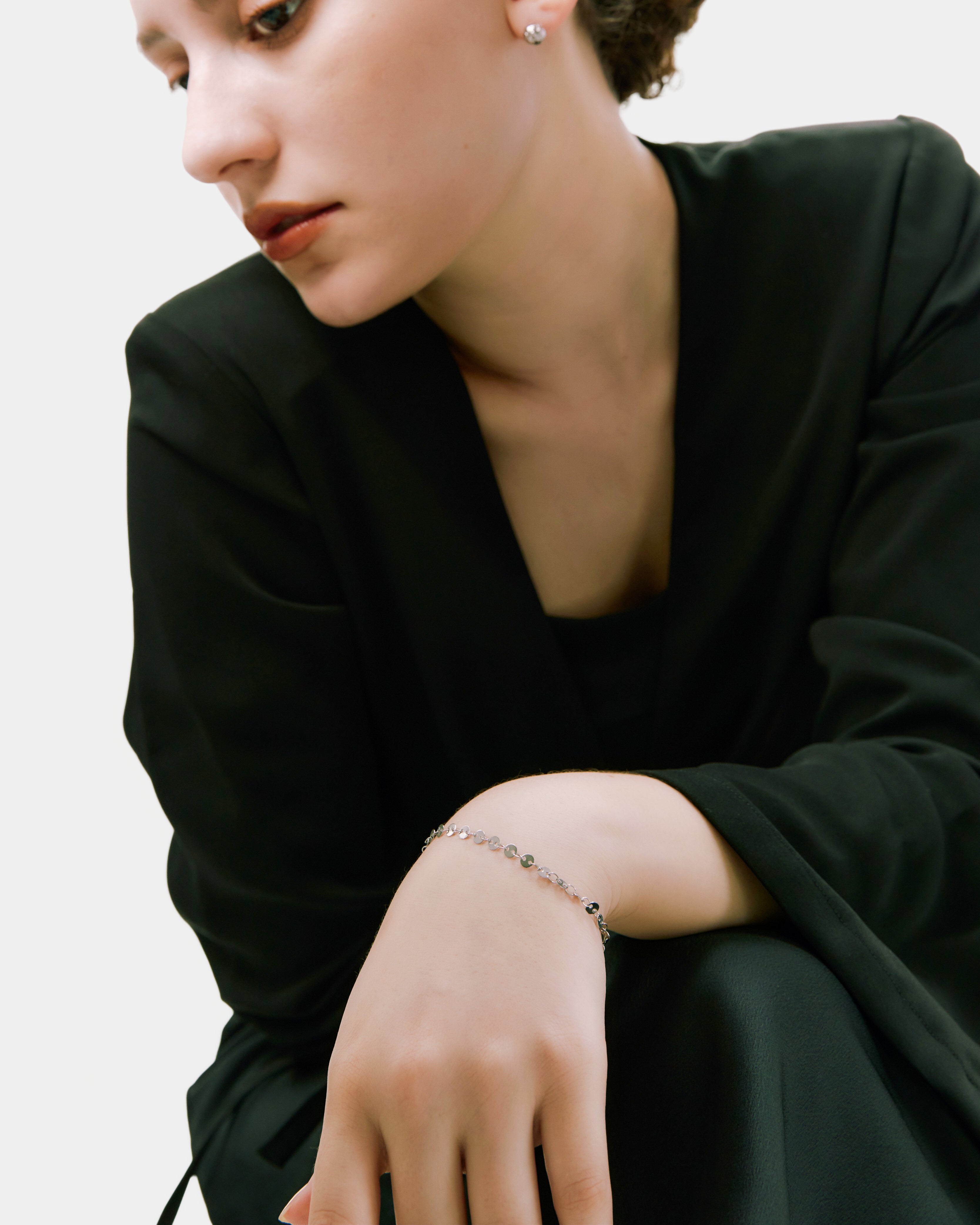 Dainty Disc Bracelet - Silver