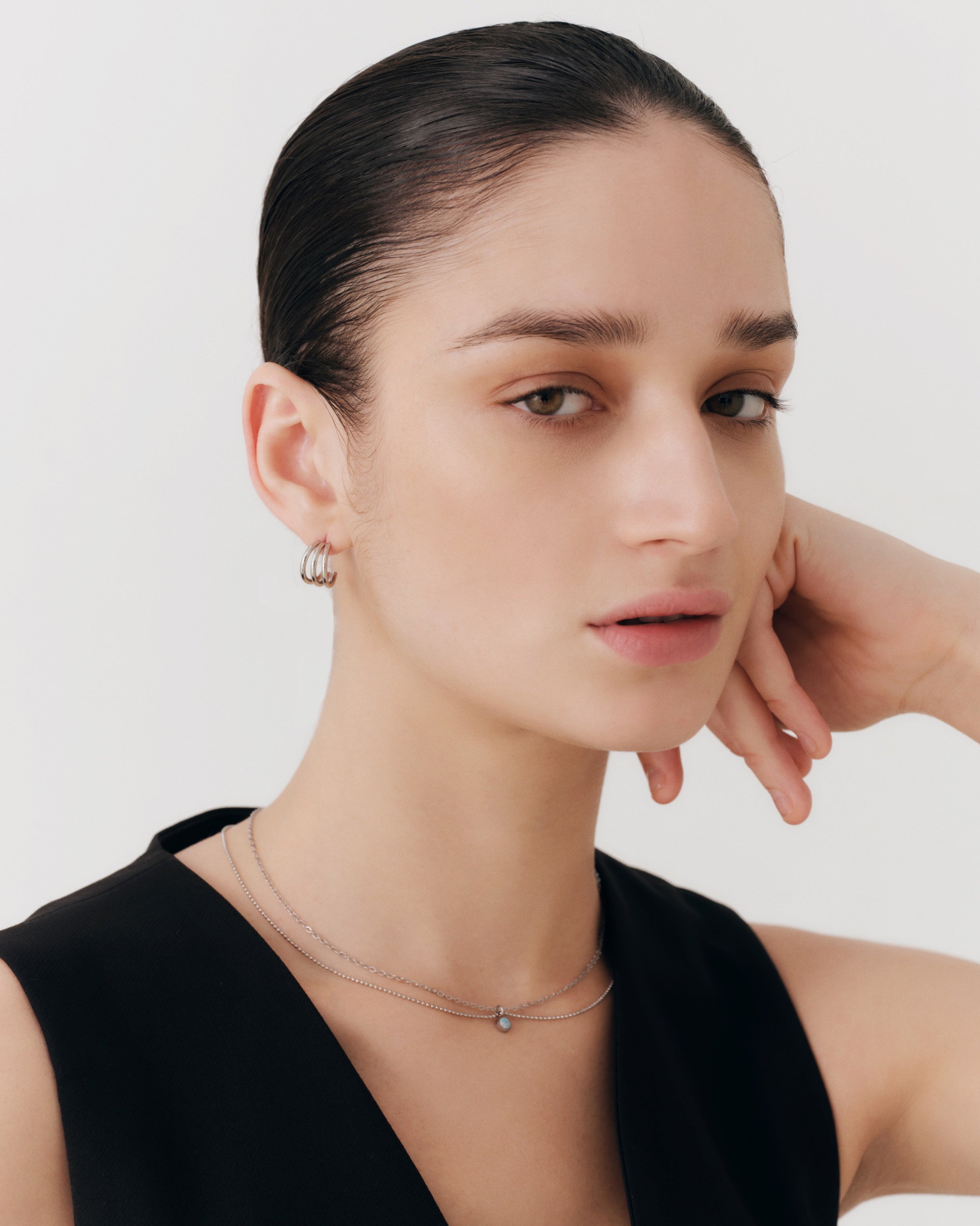 dual chain pendant necklace