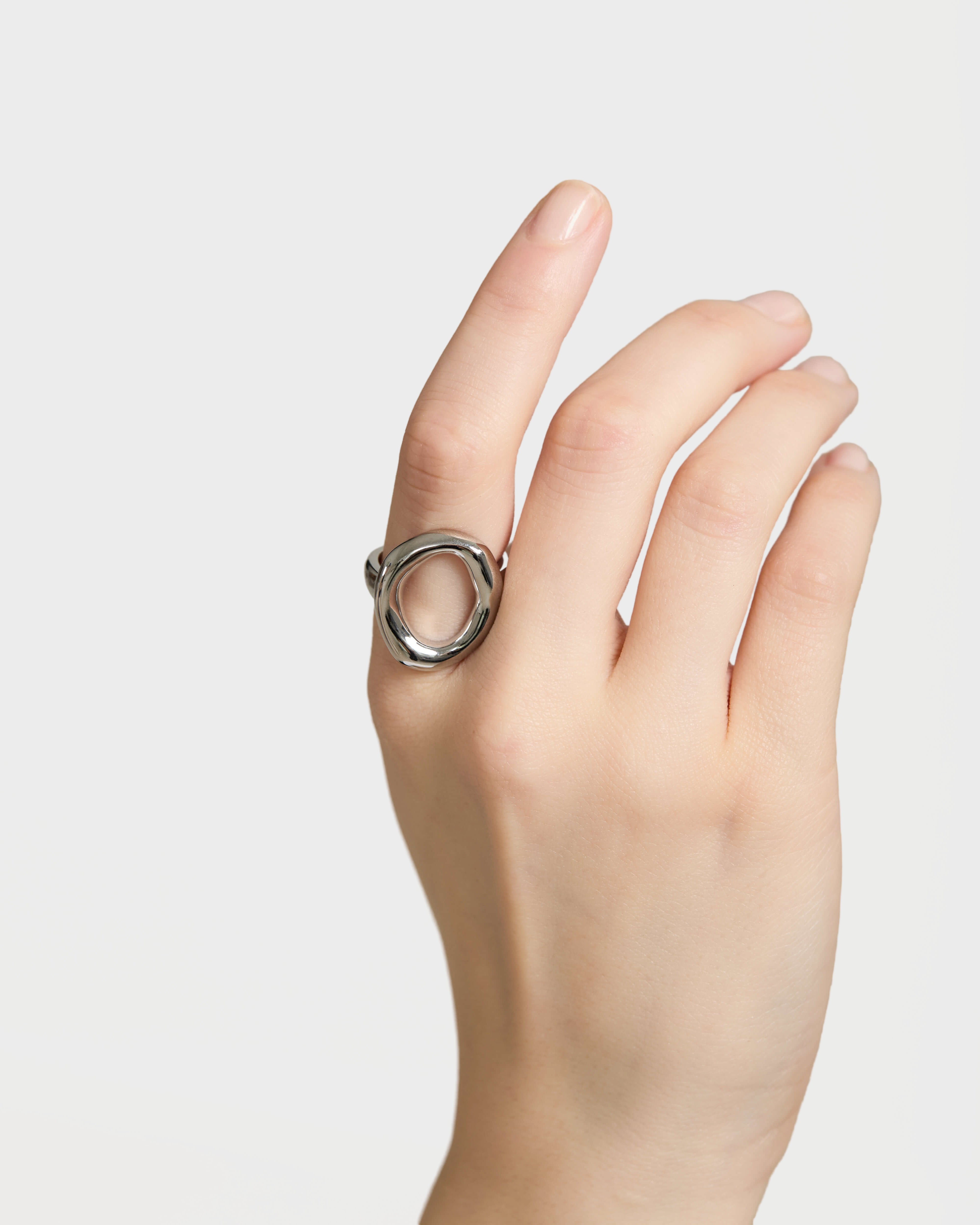 Holing - Silver