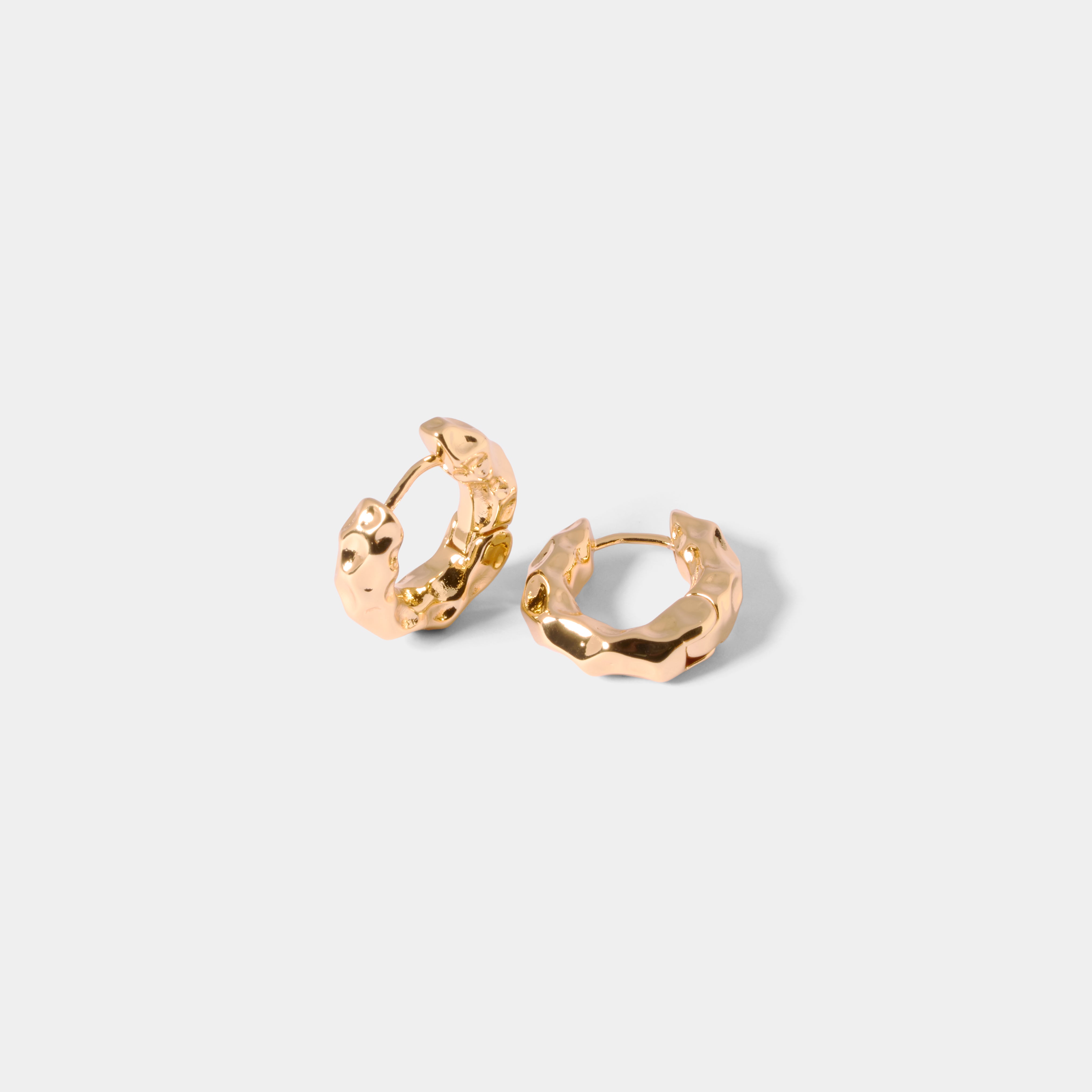 モルテンフープピアス