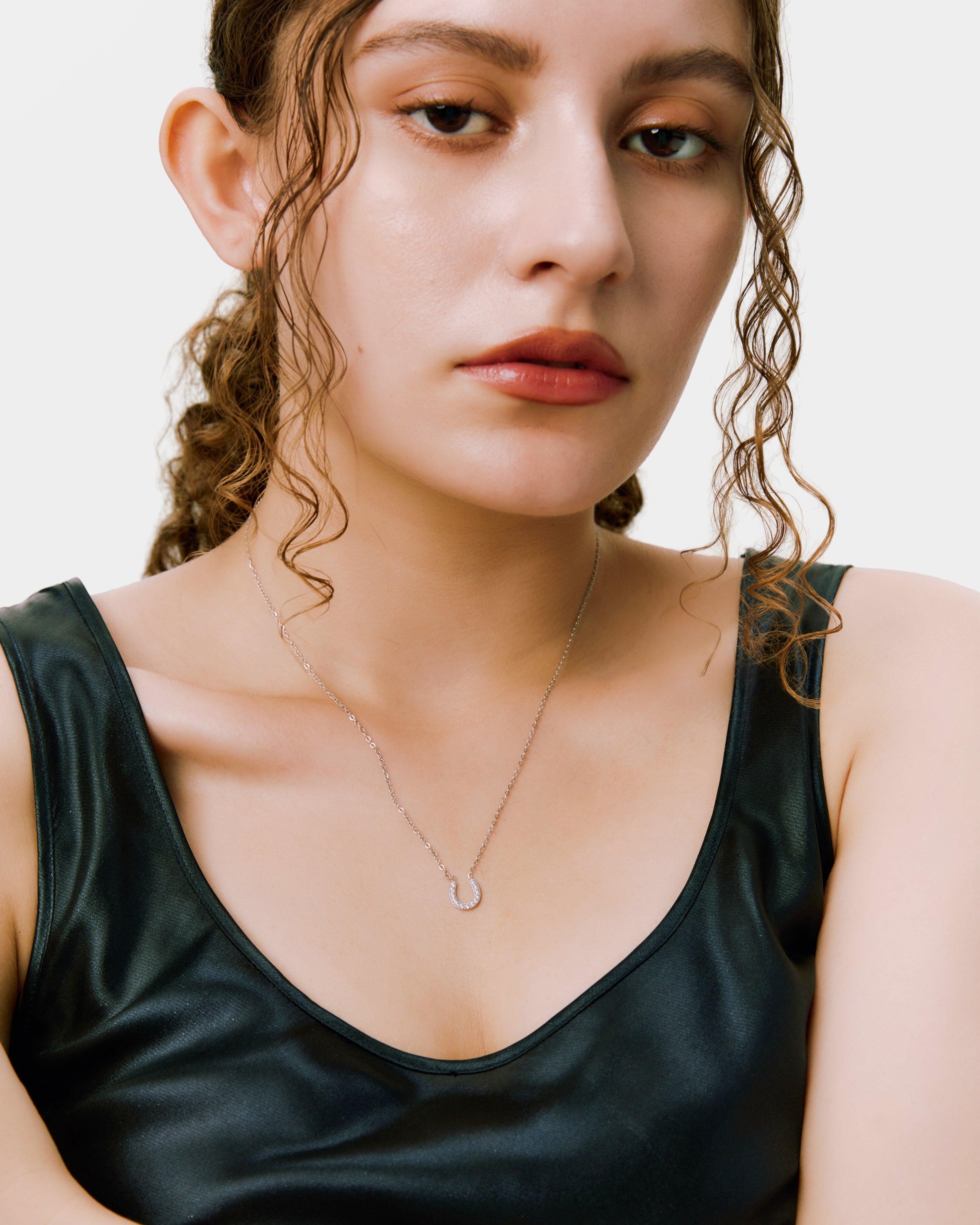 New Horseshoe Necklace - Silver