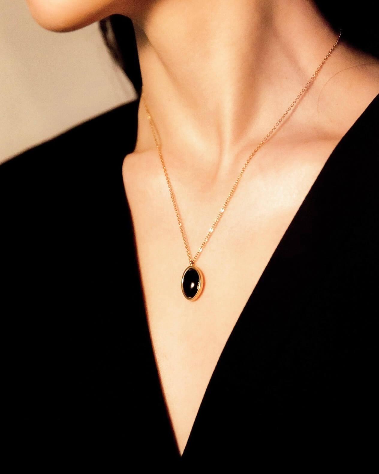 OVAL STONE NECLACE - LIMELY