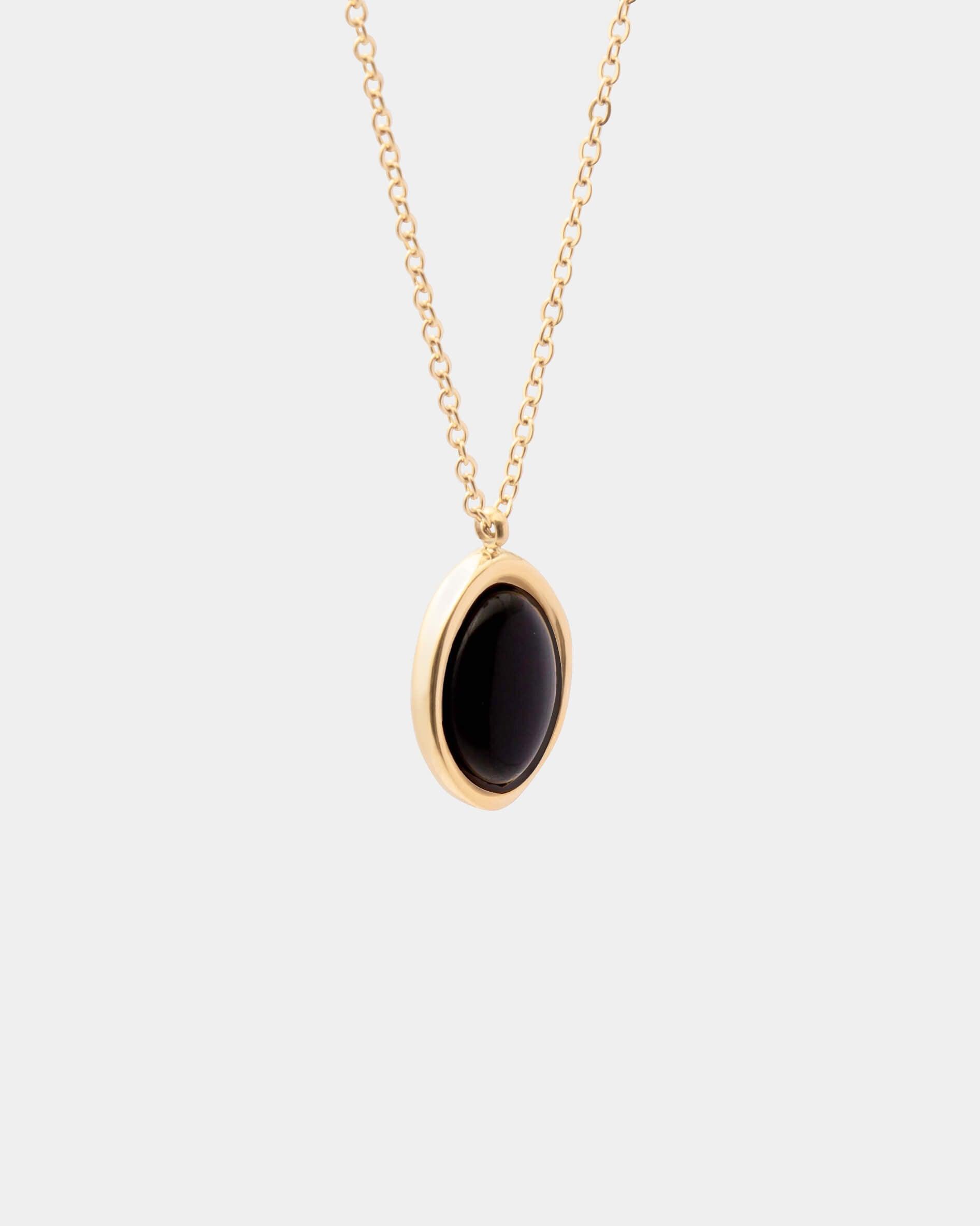 OVAL STONE NECLACE