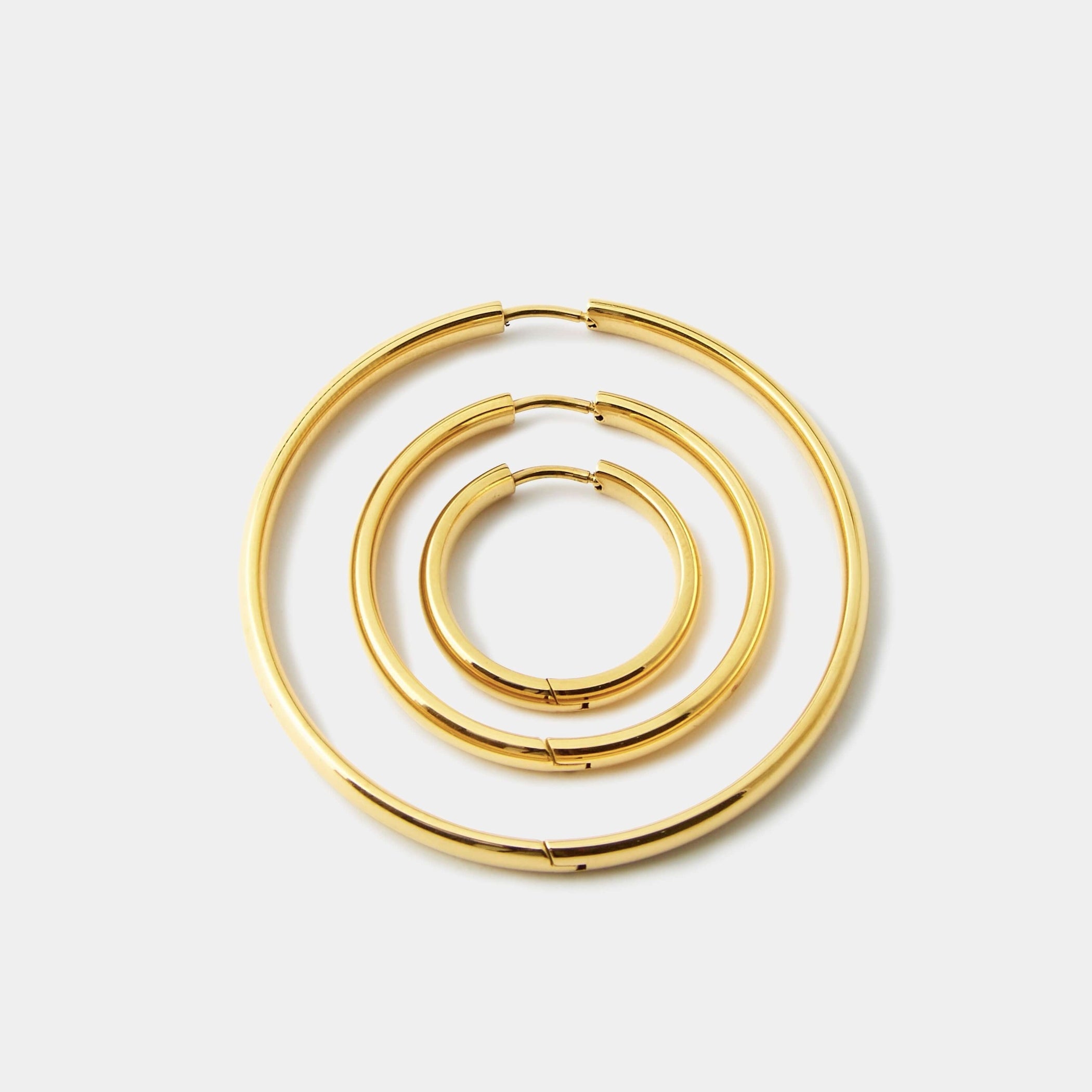 Simple hoop earrings