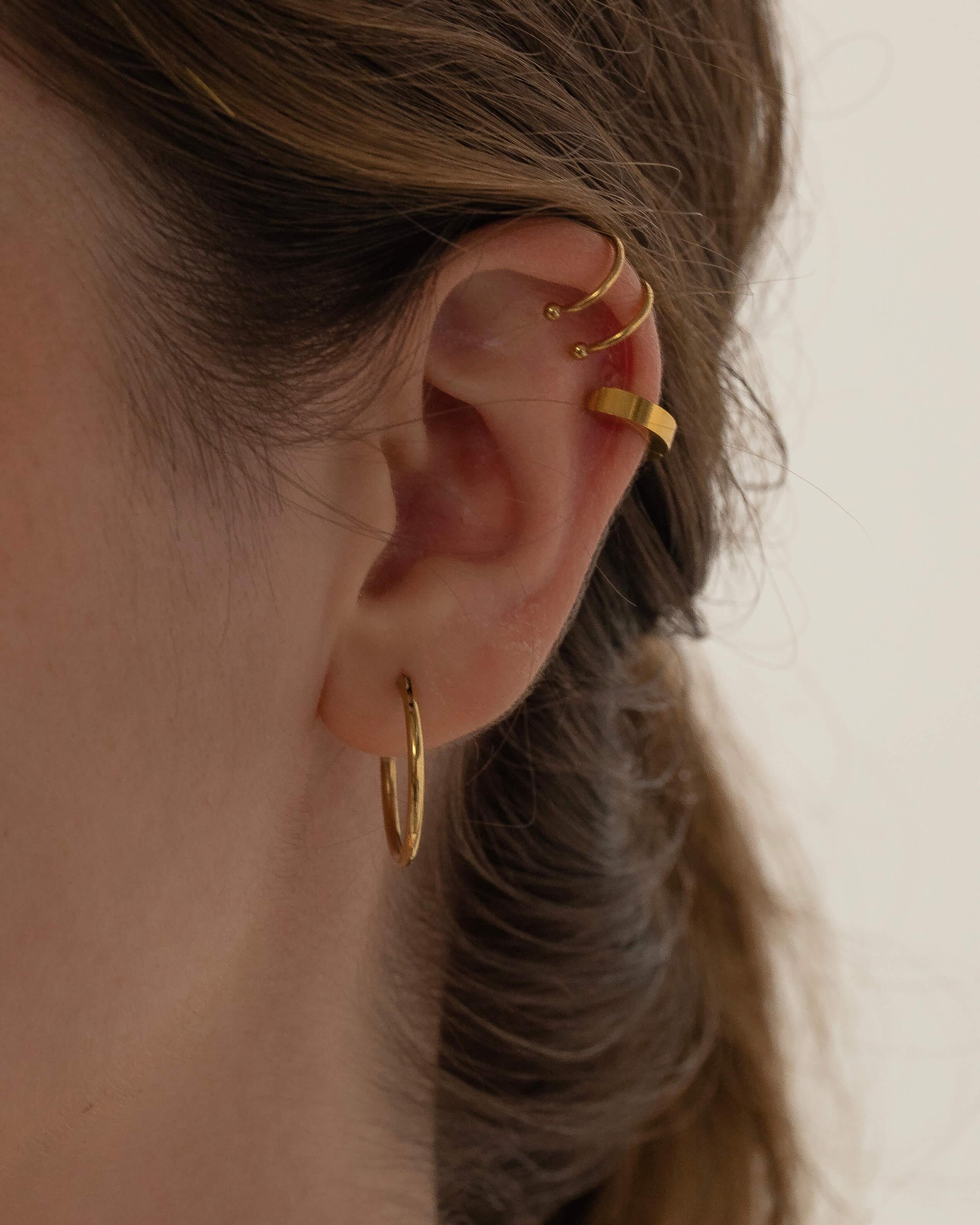 THIN EAR CUFF