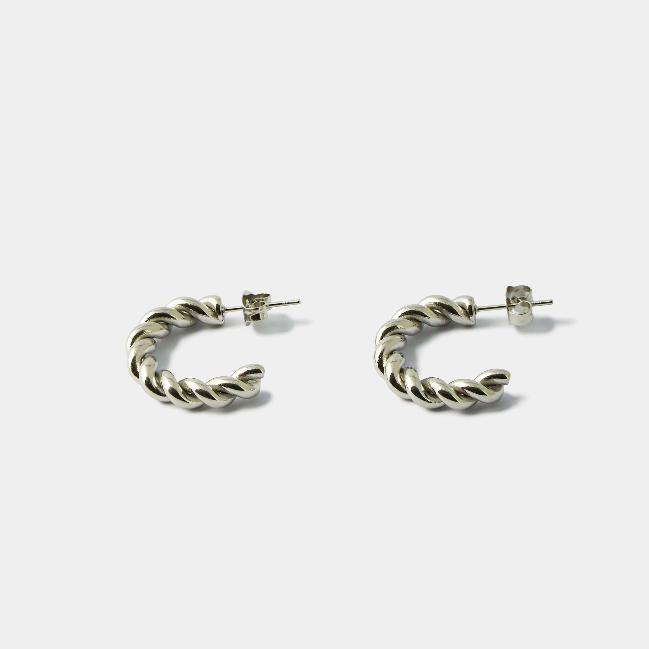 [シルバー] ツイストカーブピアス