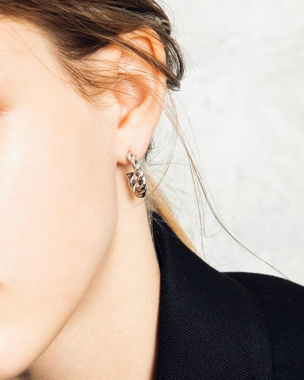 Twisted Curve Earrings - Silver