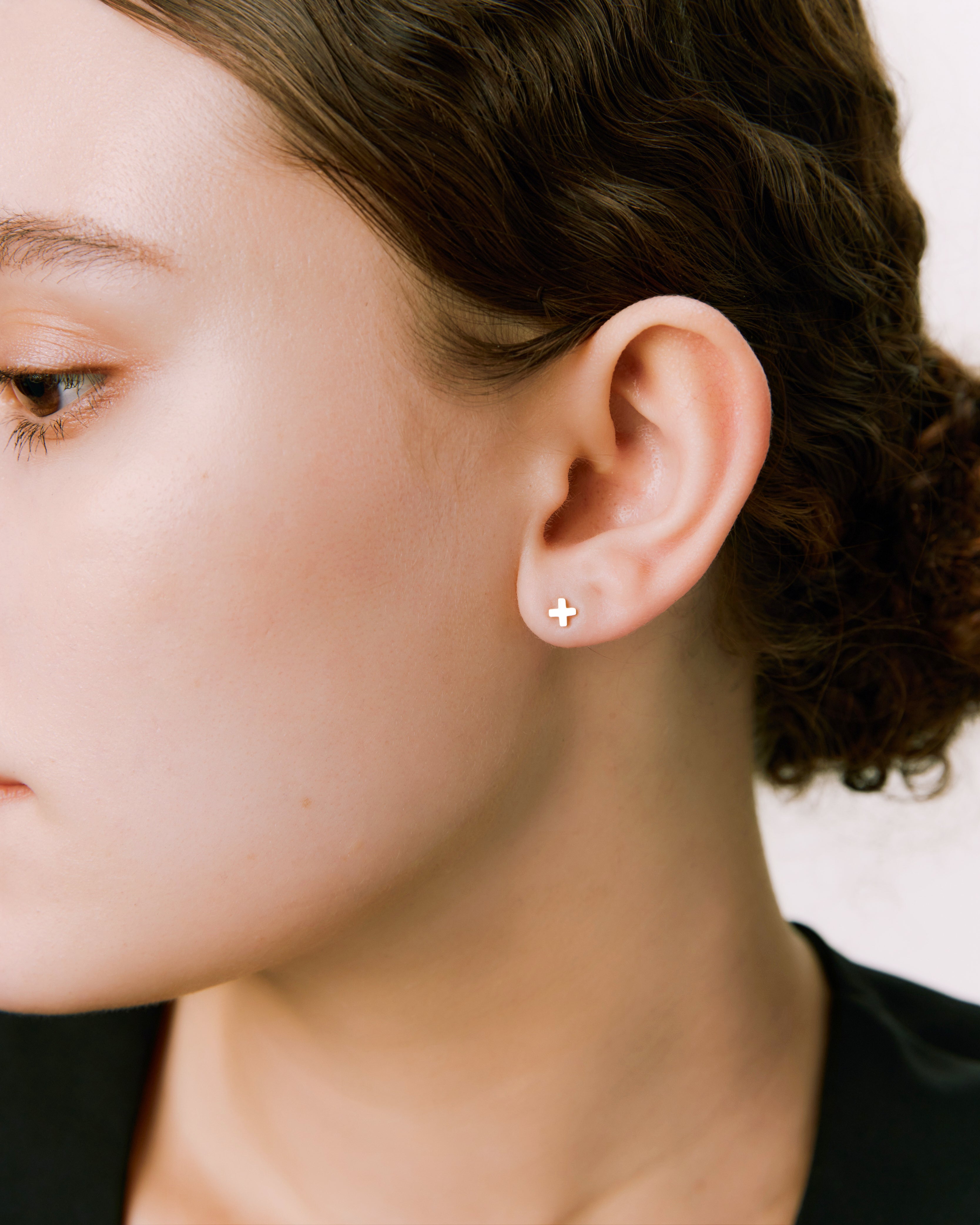 X Plus Piercing