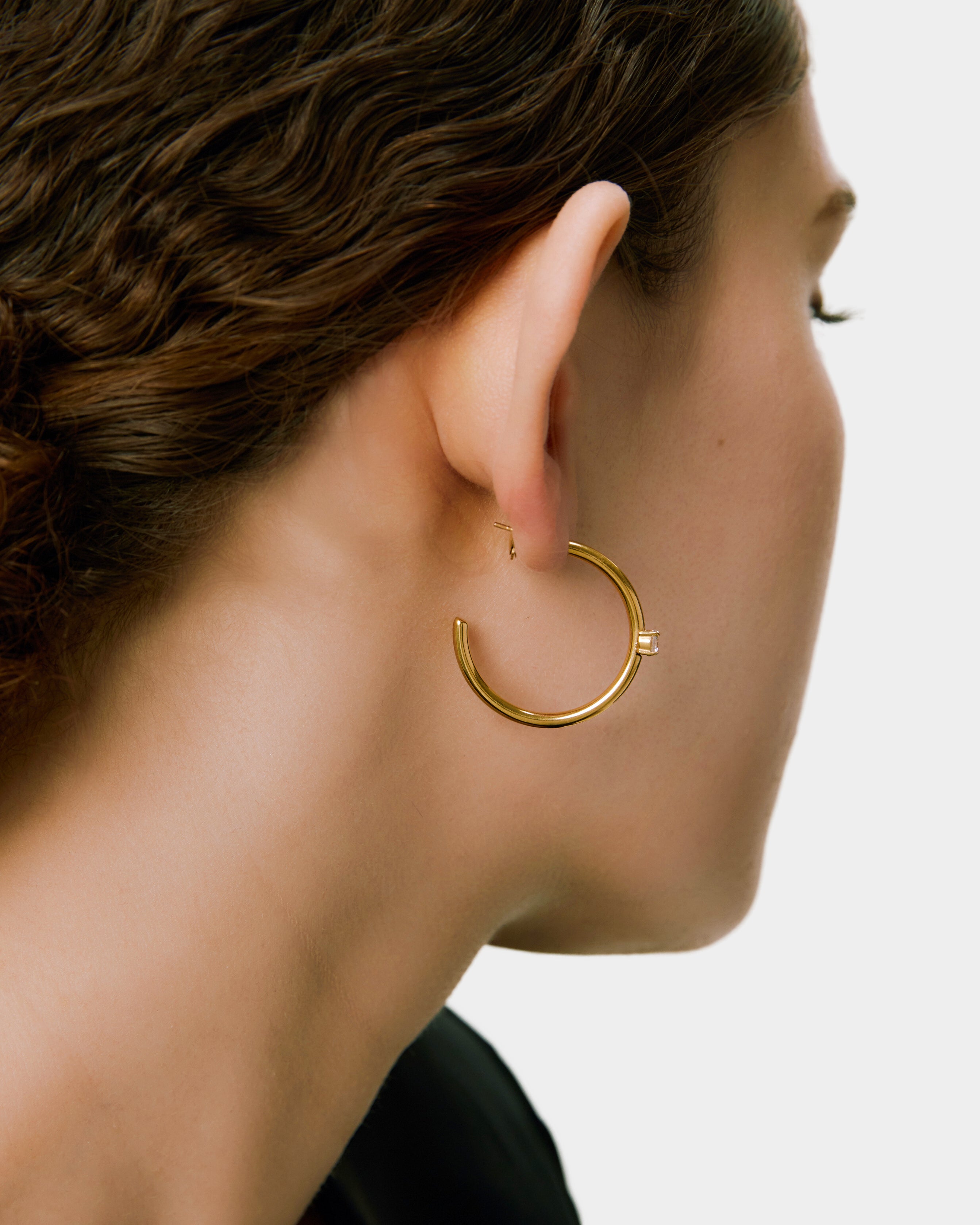 ジルコニアスタッドピアス